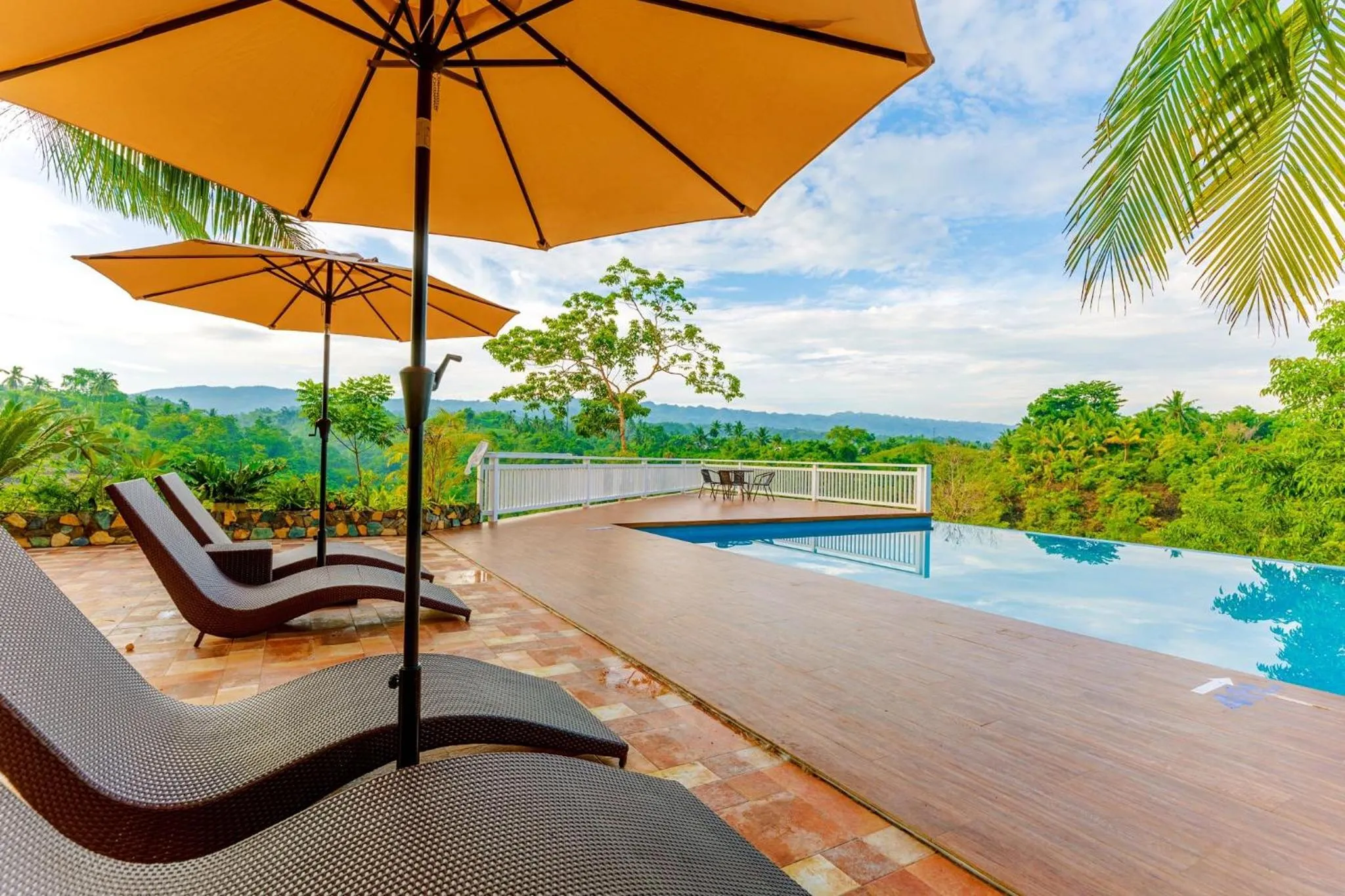 Day in Fazenda De Faburada Eco-Mountain Resort by Hiverooms