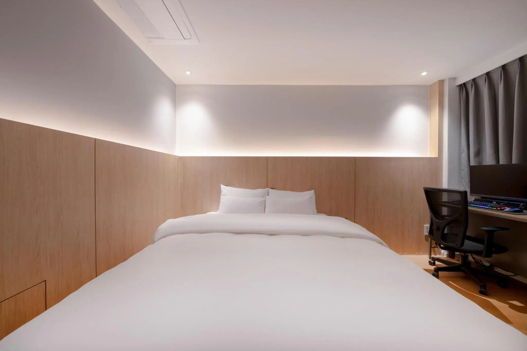 Bed in Siheung Brown Dot Jeongwang