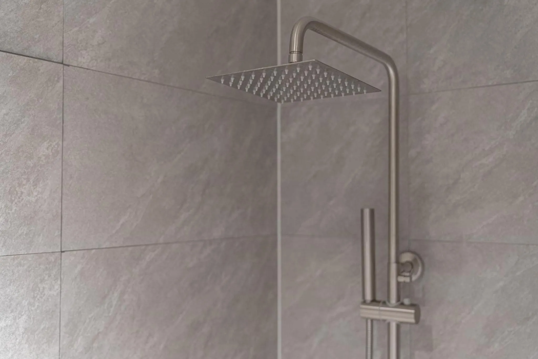 Shower in Siheung Brown Dot Jeongwang