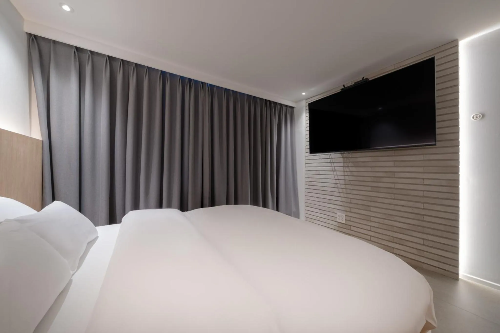 Bed in Siheung Brown Dot Jeongwang