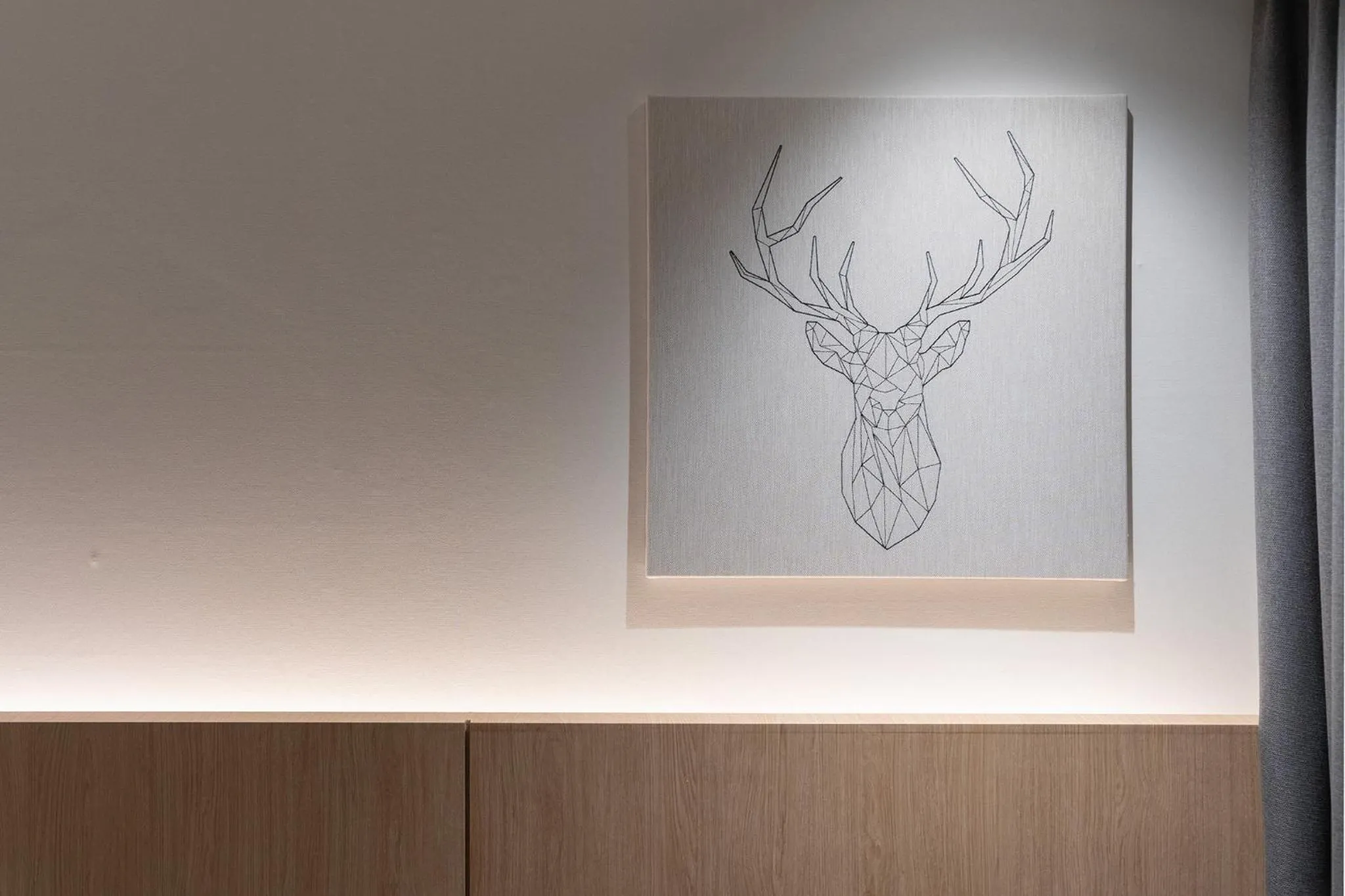 Decorative detail in Siheung Brown Dot Jeongwang