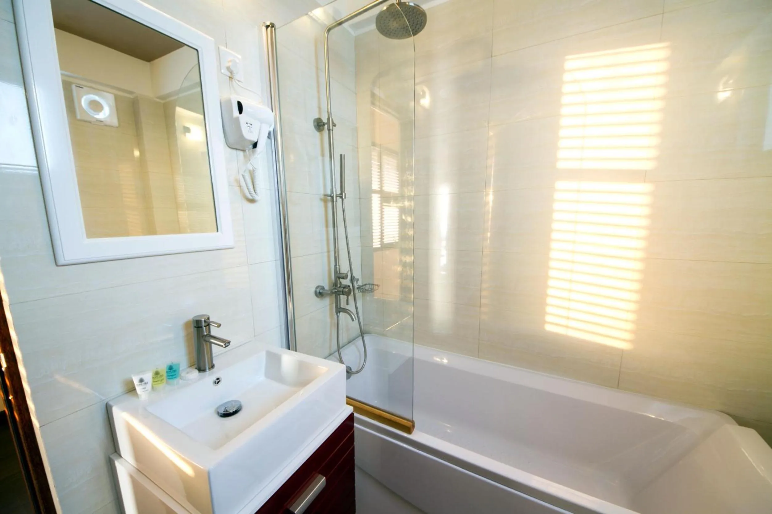 Bathroom in Tropic Tree Maldives