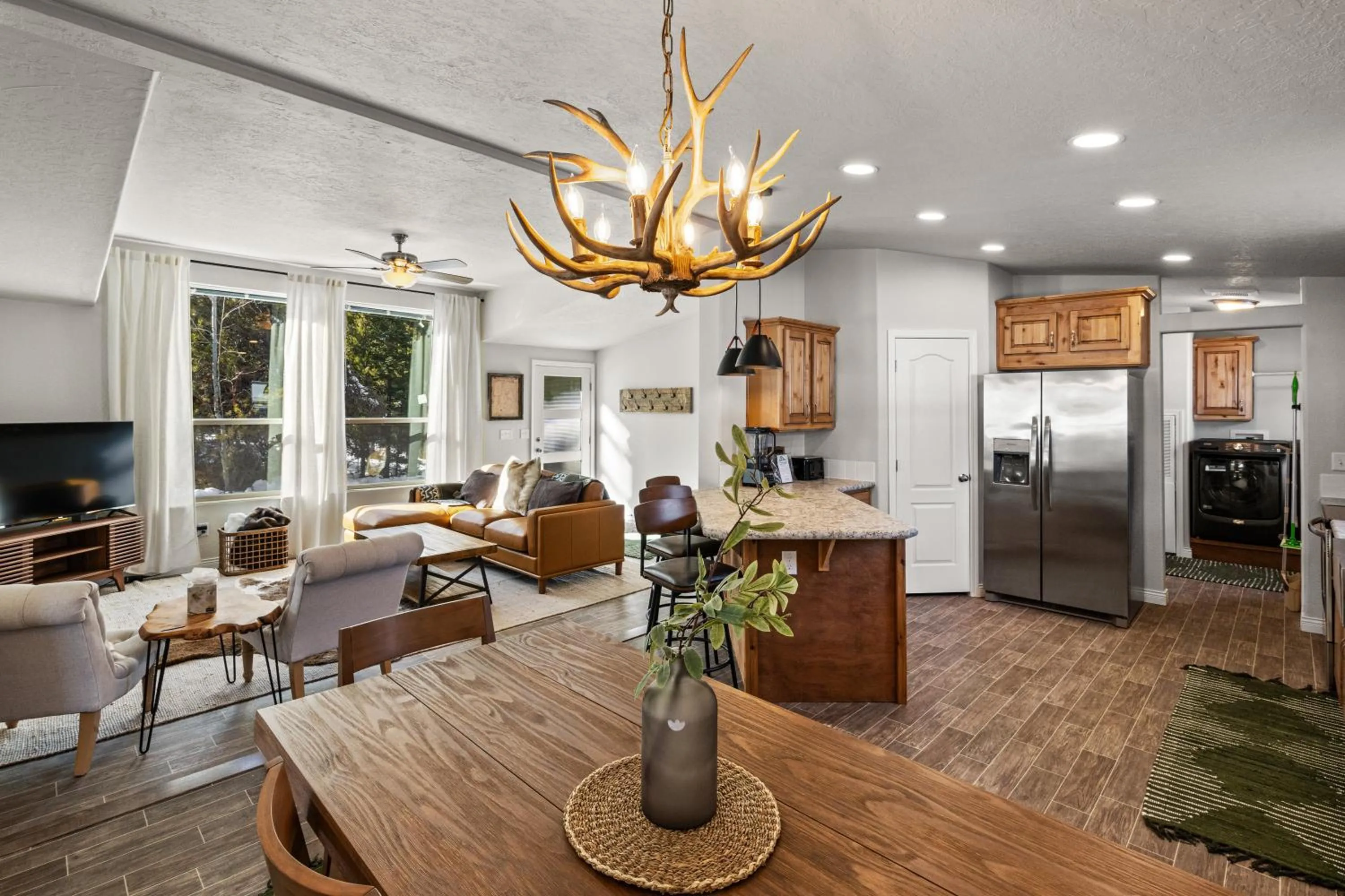 Kitchen or kitchenette in Hidden Pines