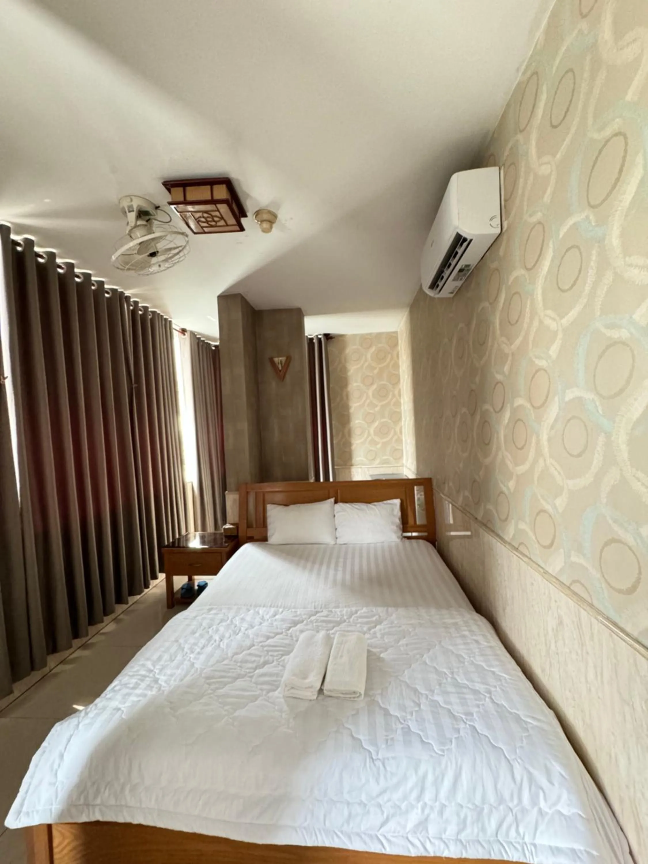 Bed in Sài Gòn Hotel Bình Tân