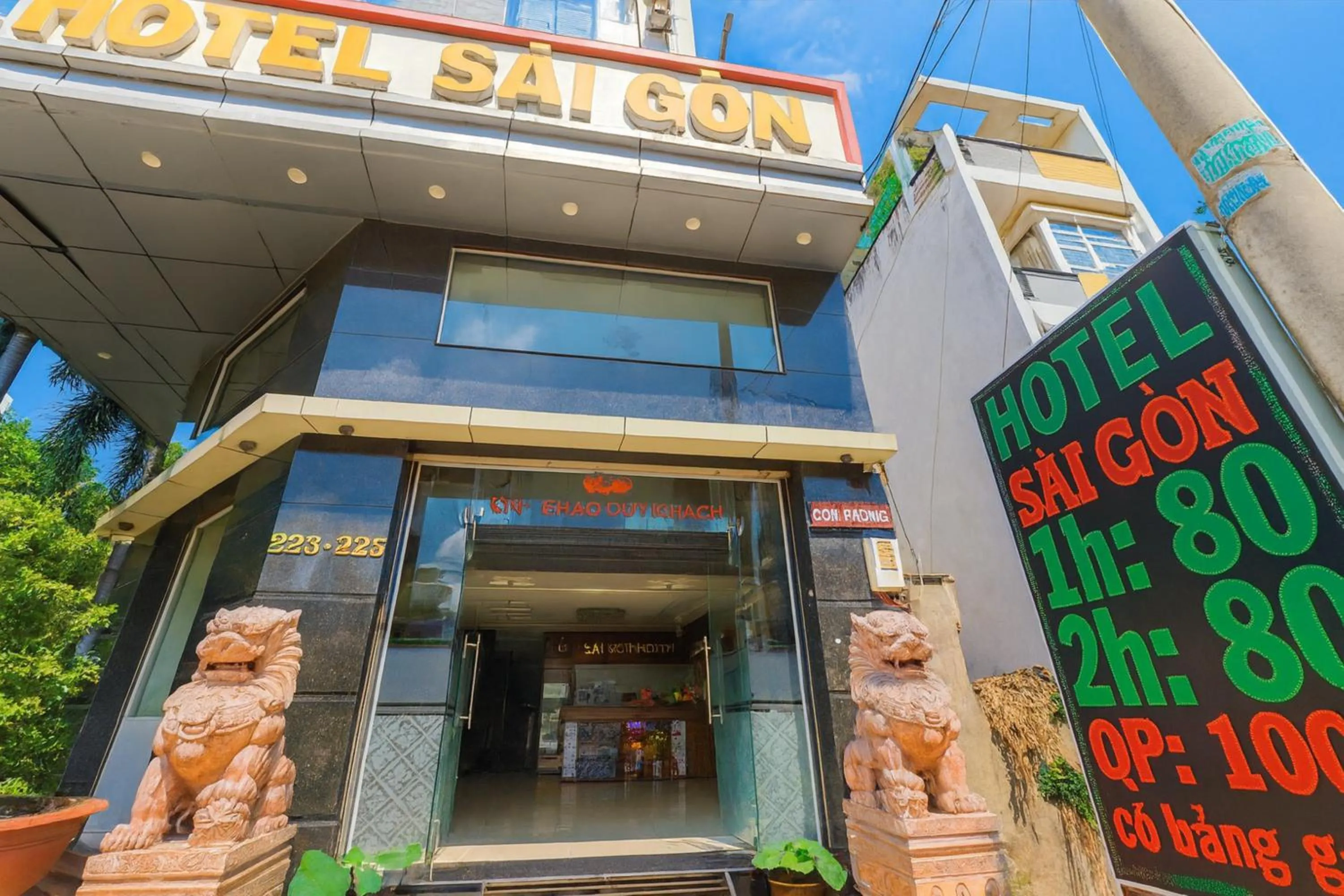 Property building in Sài Gòn Hotel Bình Tân