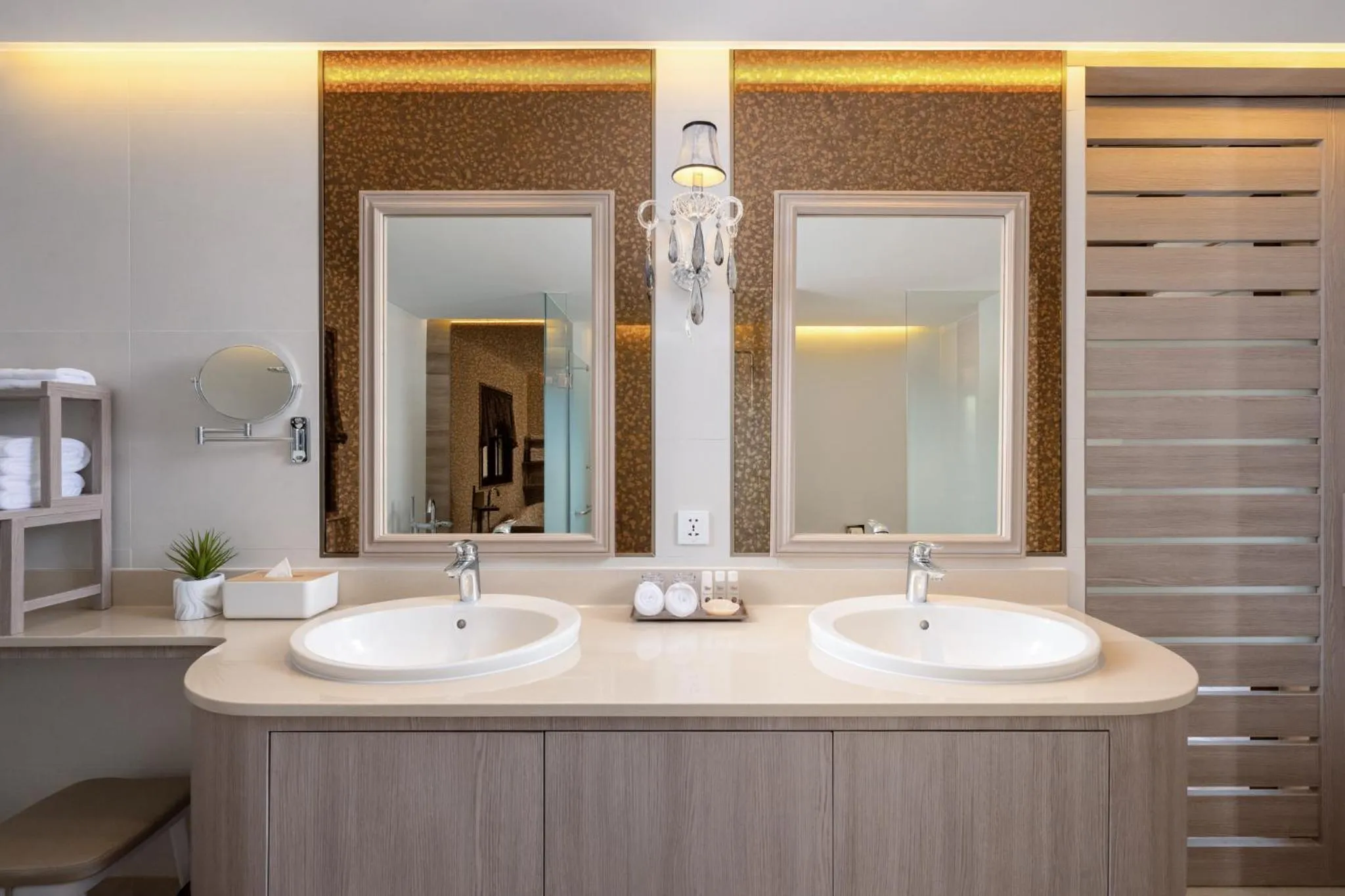 Tana Spring Resort Mae Chan