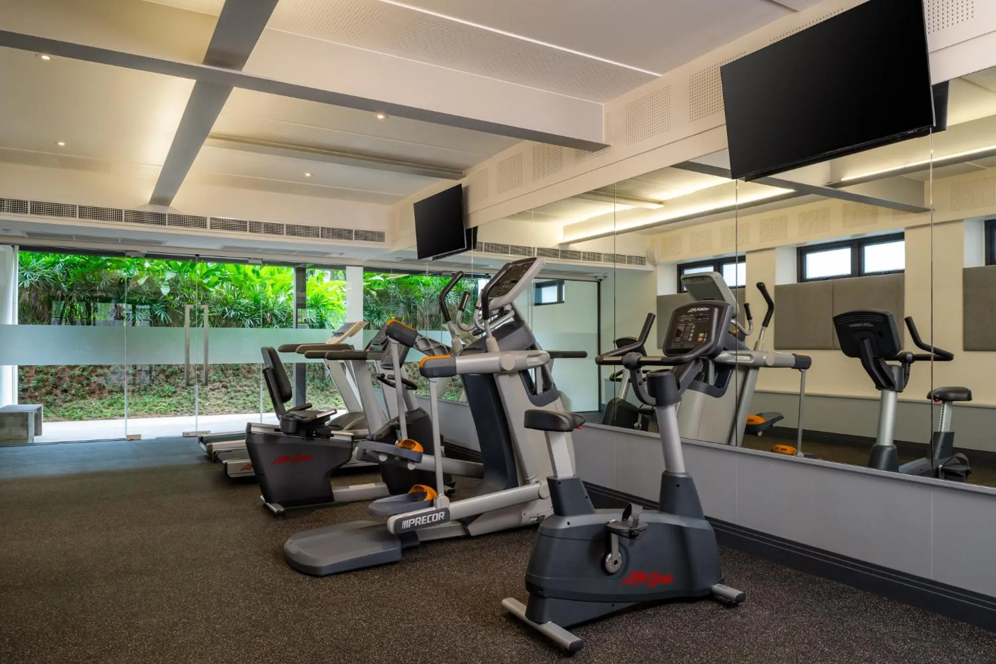 Fitness centre/facilities in Tana Spring Resort Mae Chan