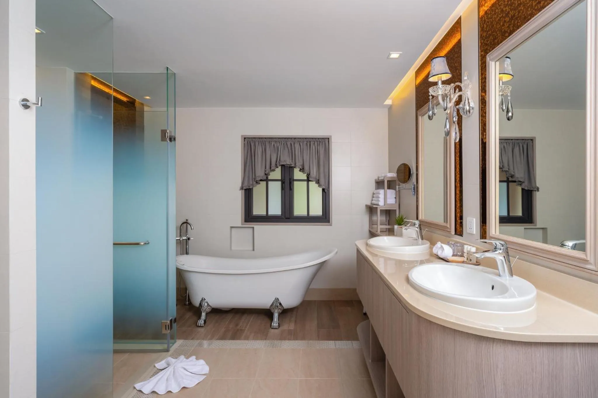 Bath in Tana Spring Resort Mae Chan