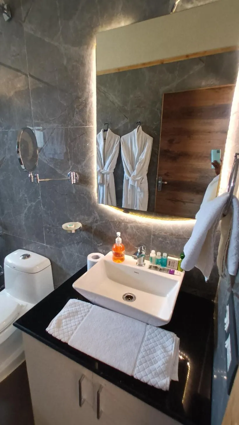 Bathroom in Chan Beach Resort & Hotel