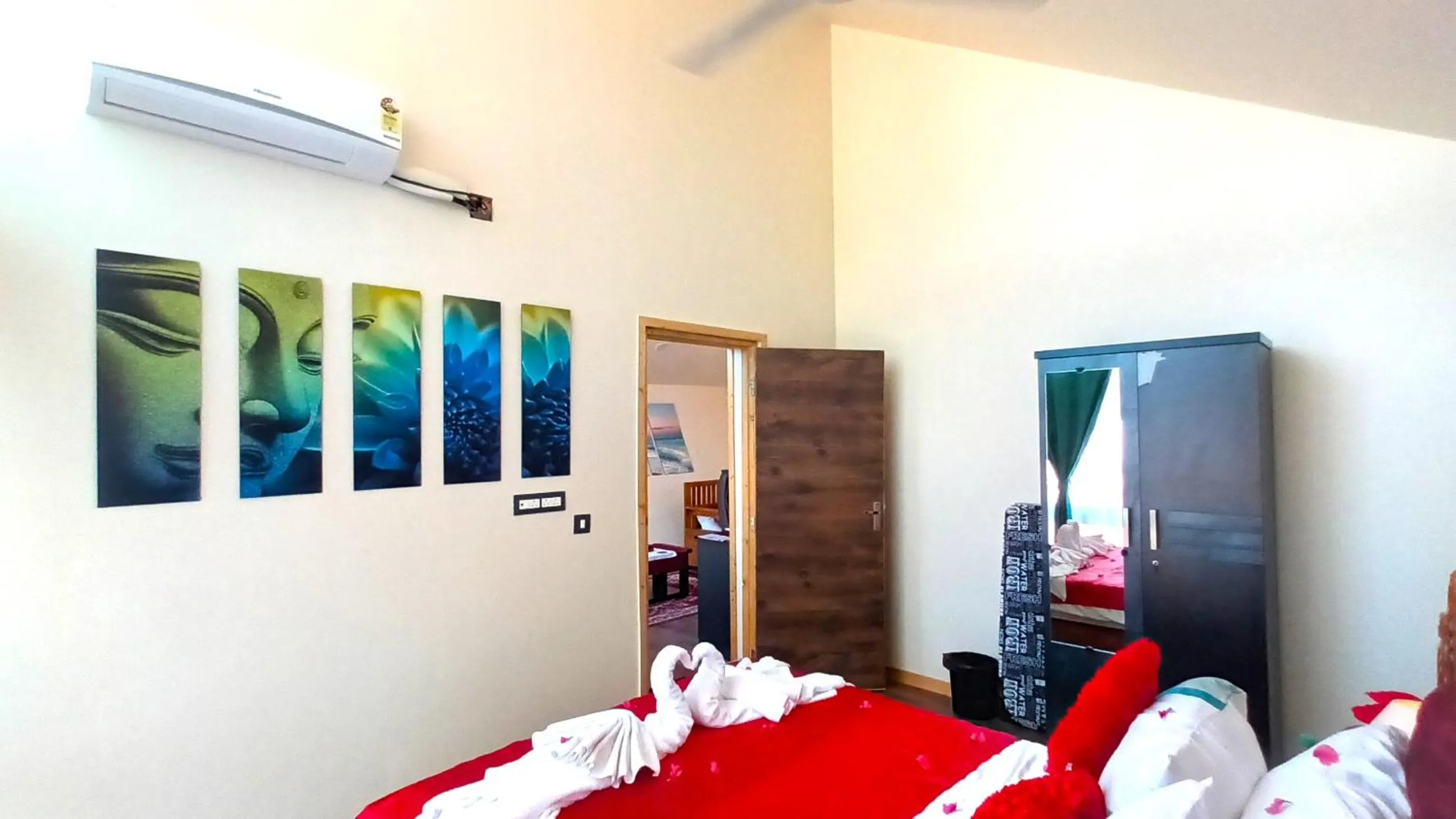 Bed in Chan Beach Resort & Hotel