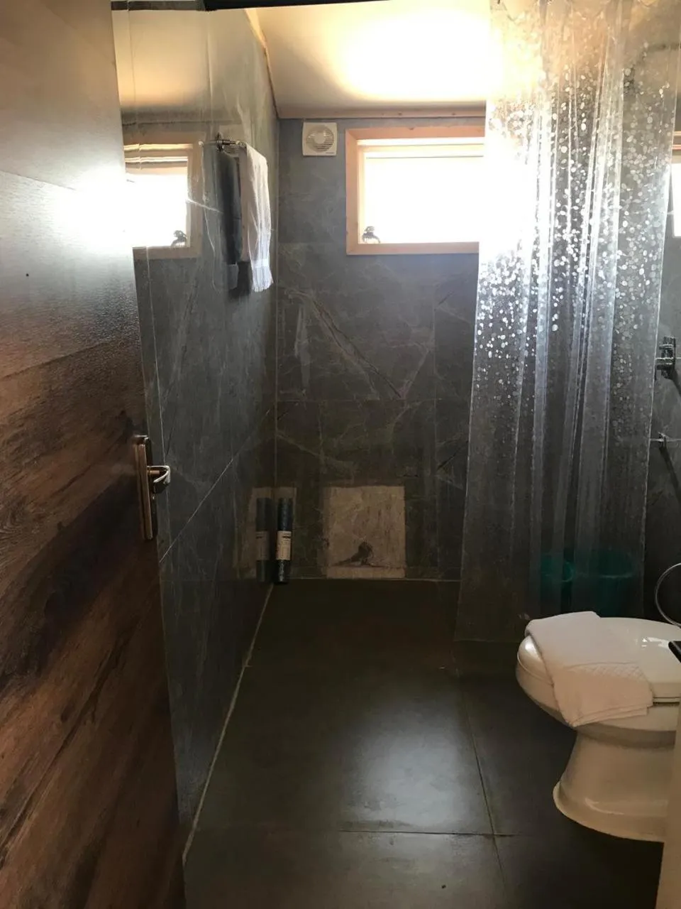 Shower in Chan Beach Resort & Hotel