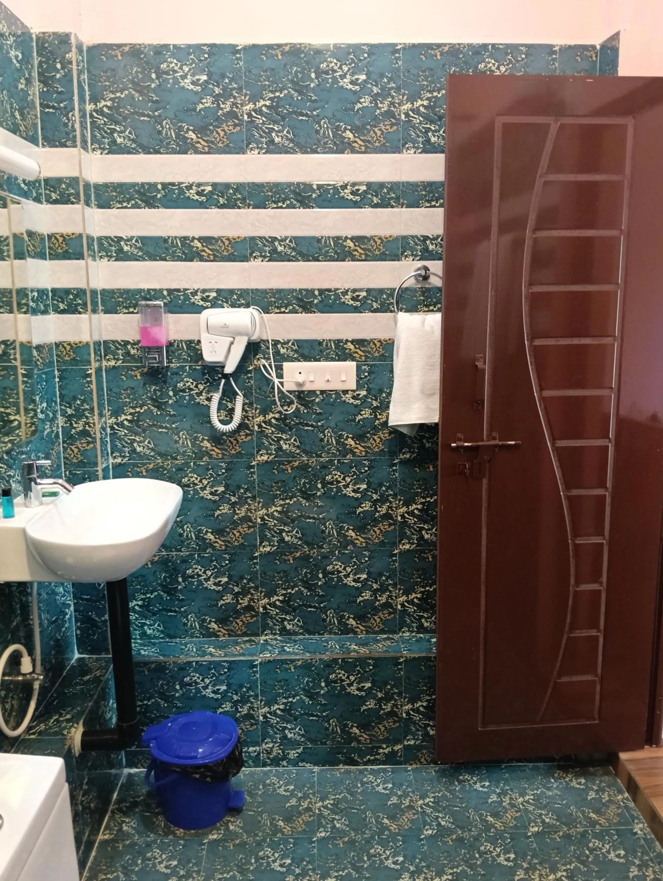 Bathroom in Chan Beach Resort & Hotel