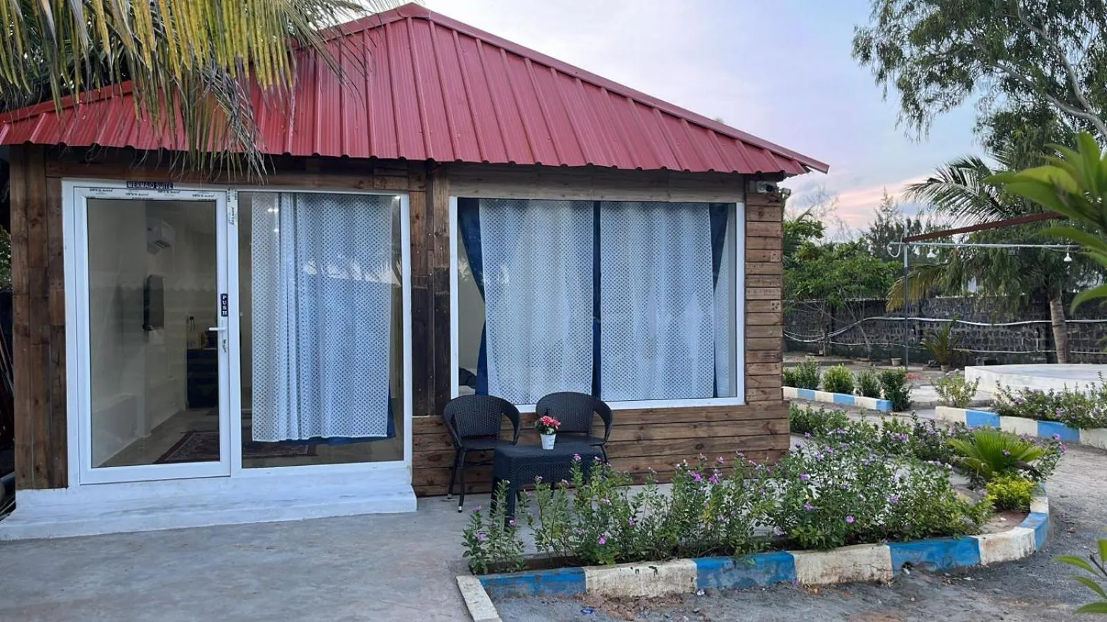 Property building in Chan Beach Resort & Hotel