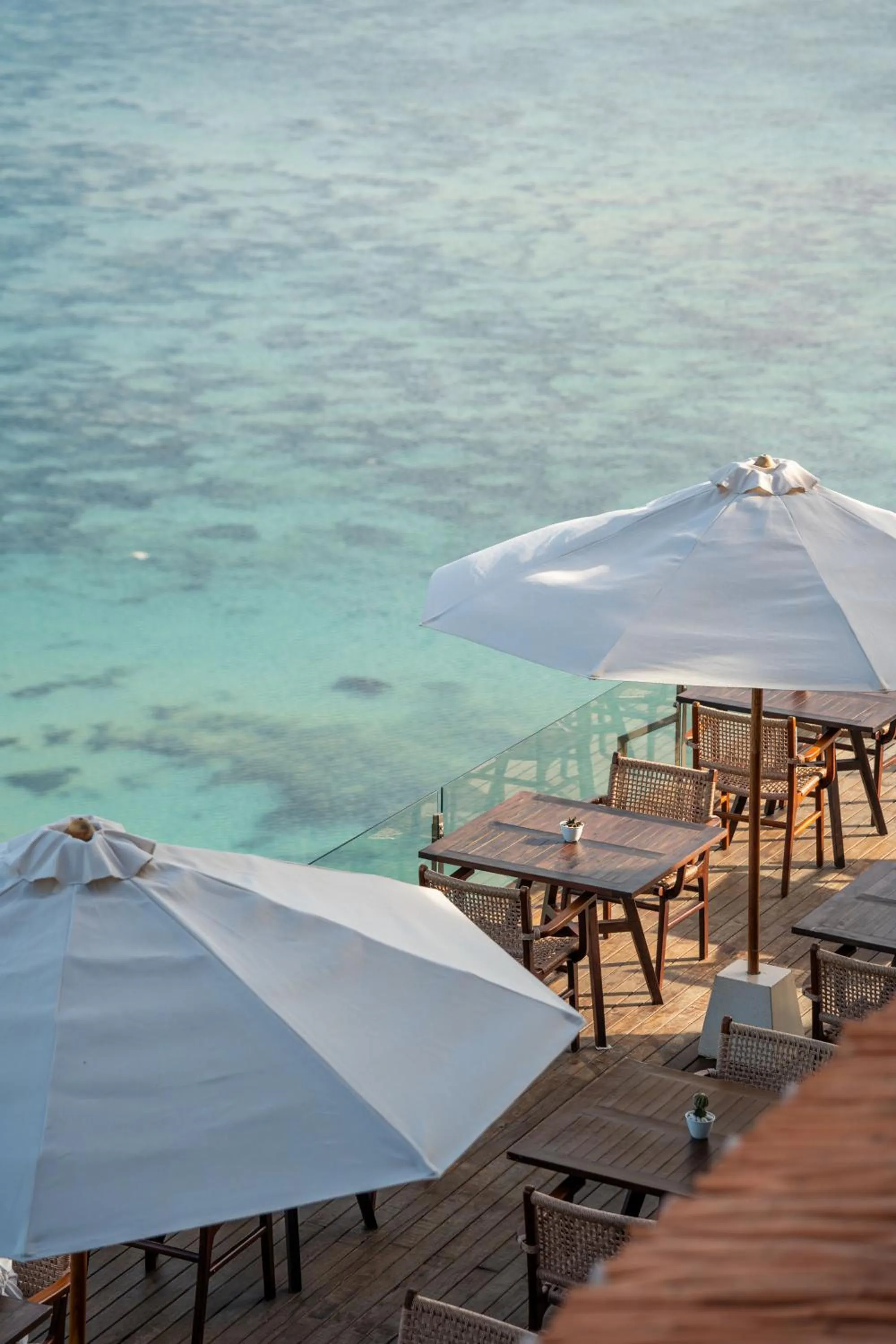 Restaurant/places to eat in Glamp Nusa