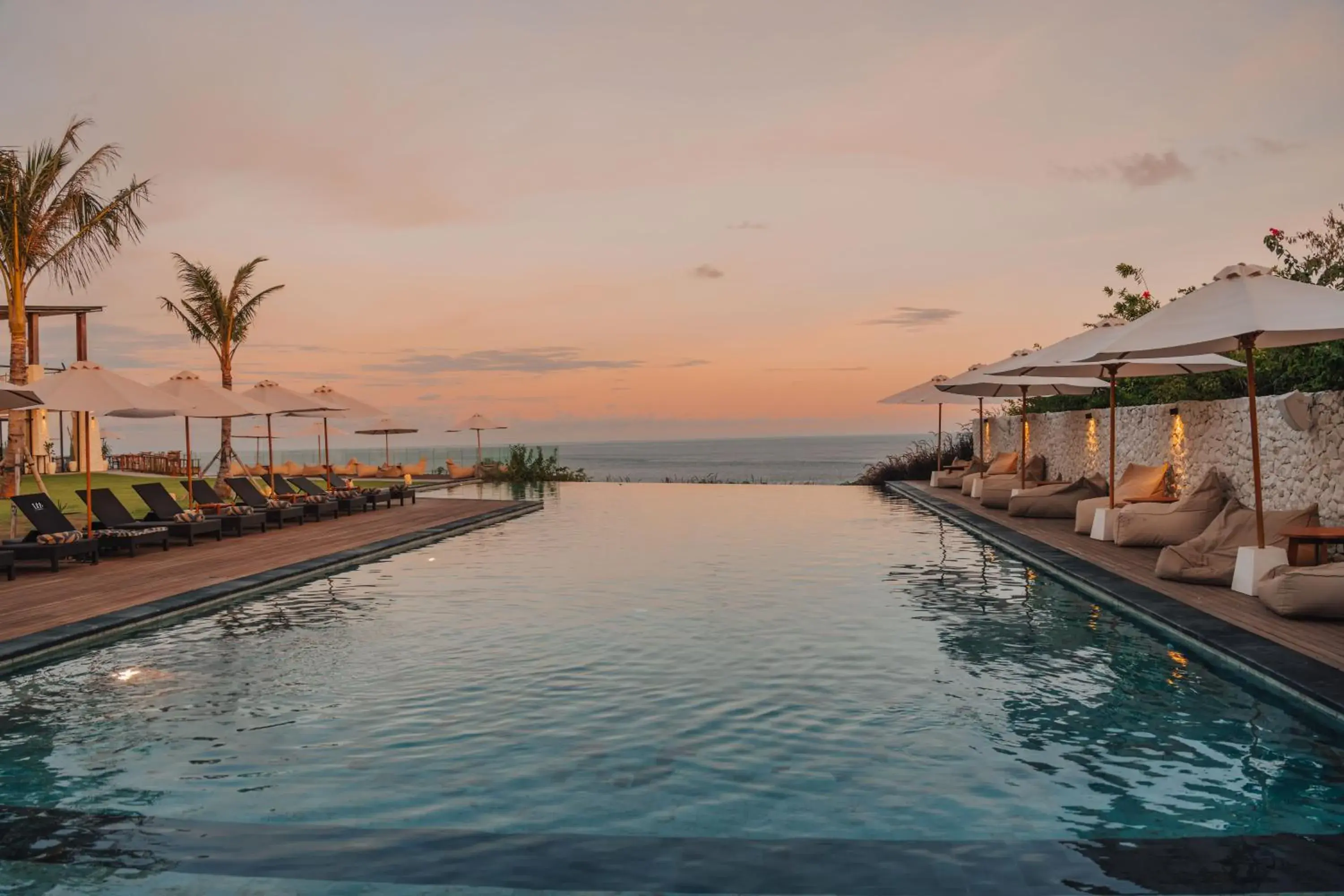 Swimming pool in Glamp Nusa Swimming pool in Glamp Nusa