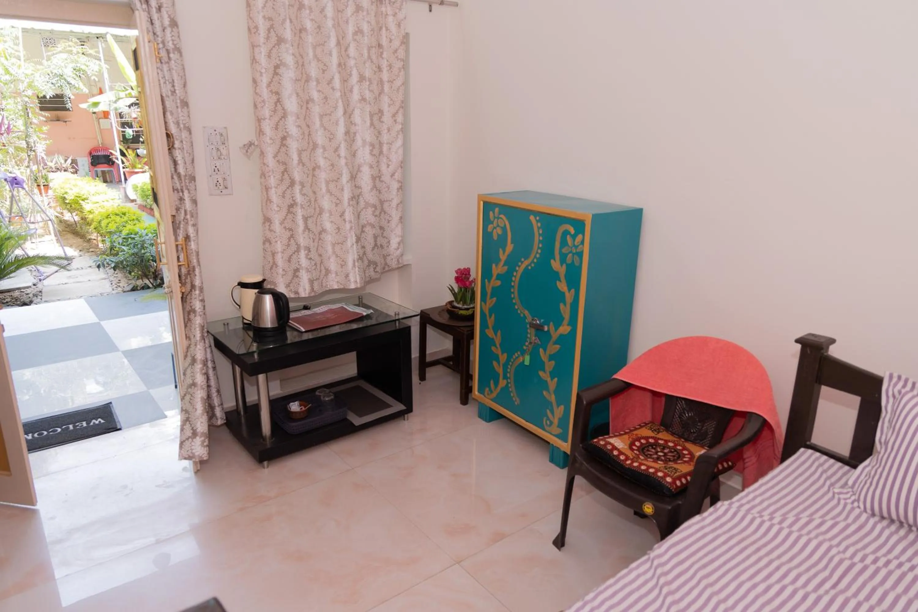 Photo of the whole room in Homestay Urmil Basant