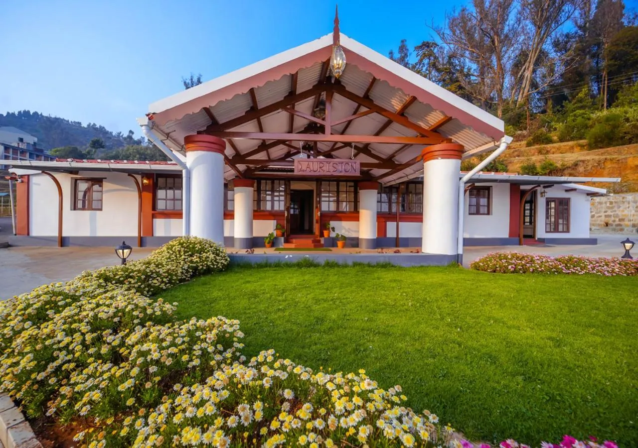 Property building in Lauriston Ooty Town Heritage Bungalow by VOYE HOMES