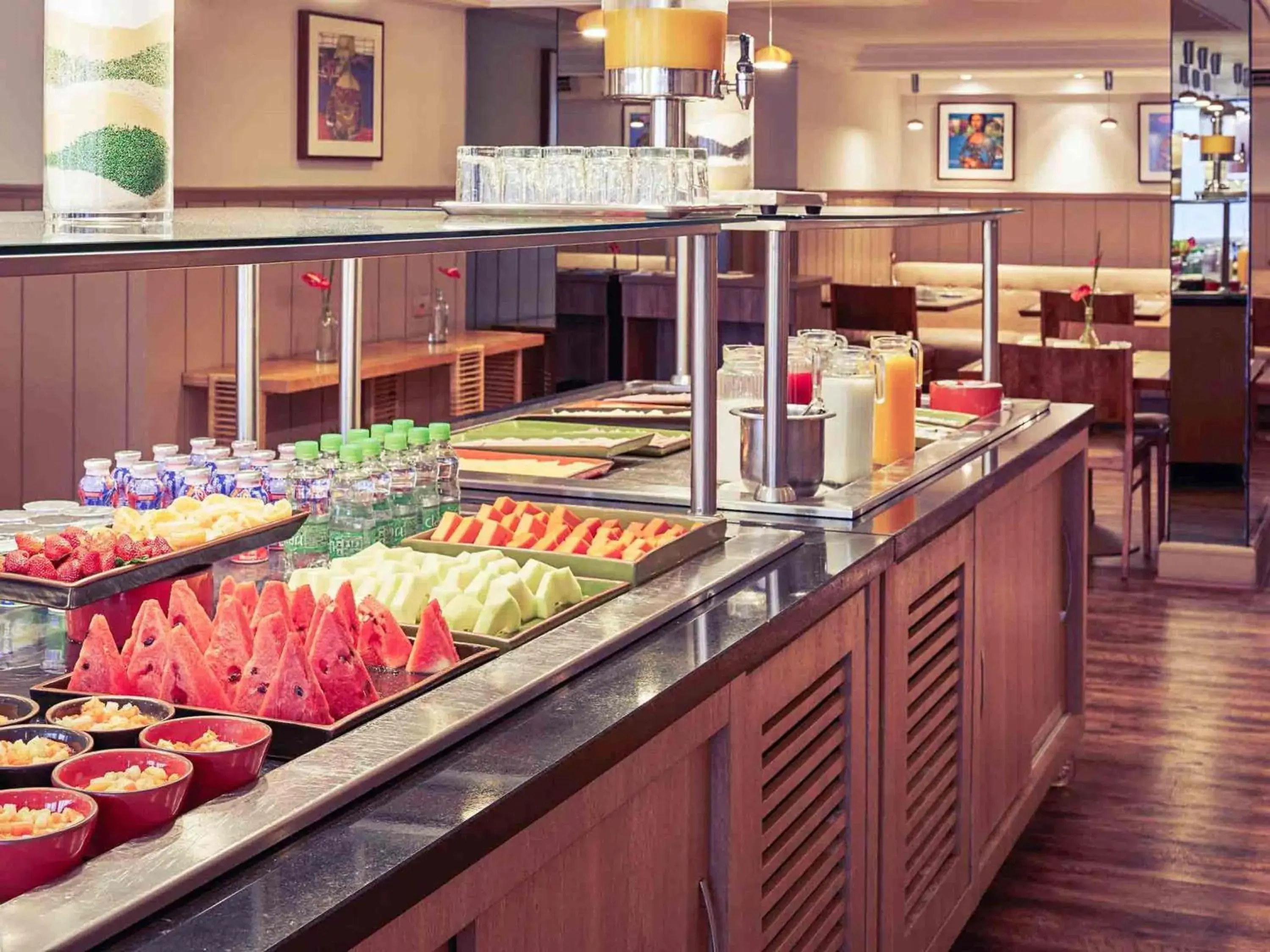 Restaurant/places to eat in Mercure Curitiba Batel Restaurant/places to eat in Mercure Curitiba Batel