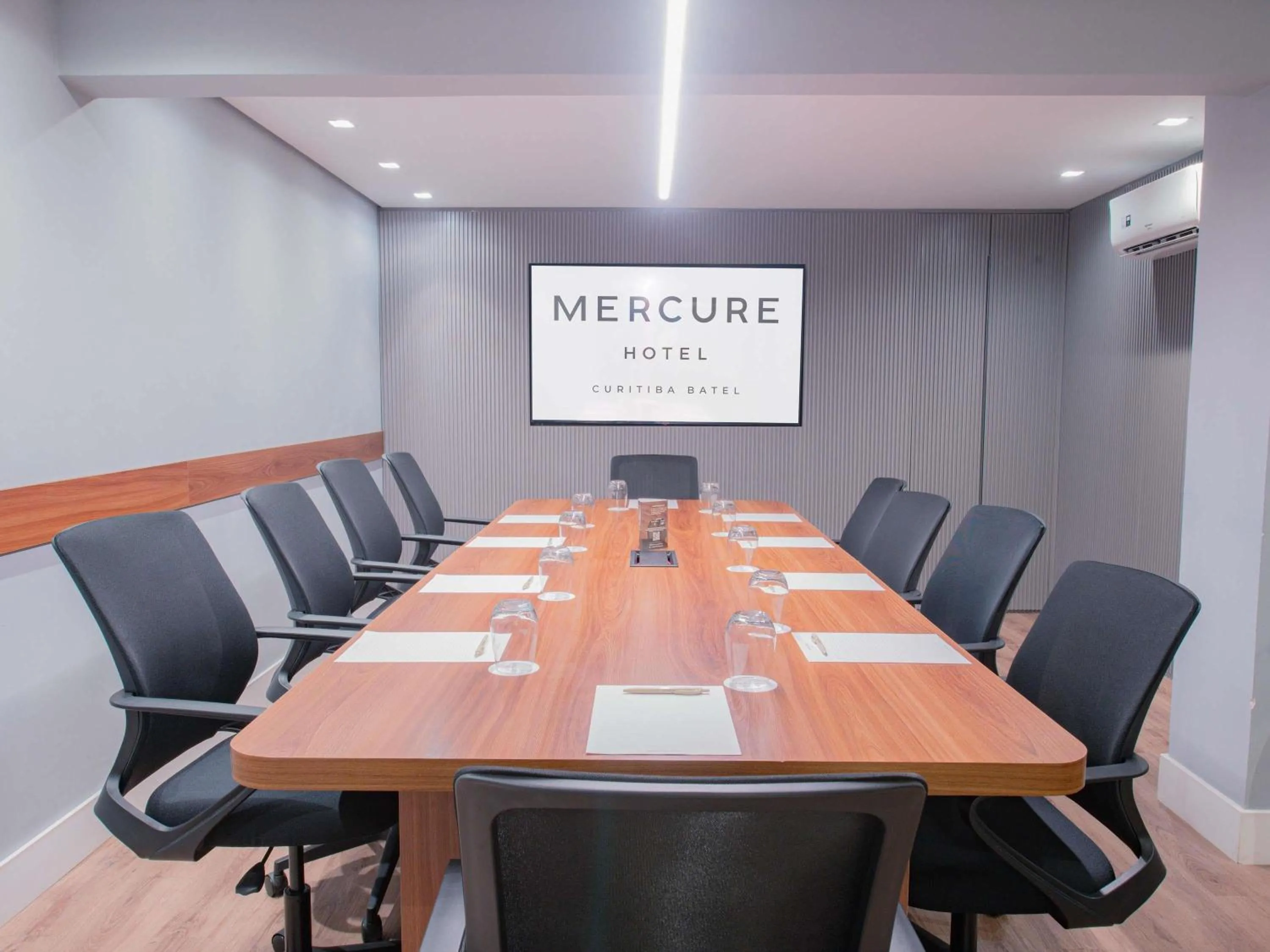 Meeting/conference room in Mercure Curitiba Batel