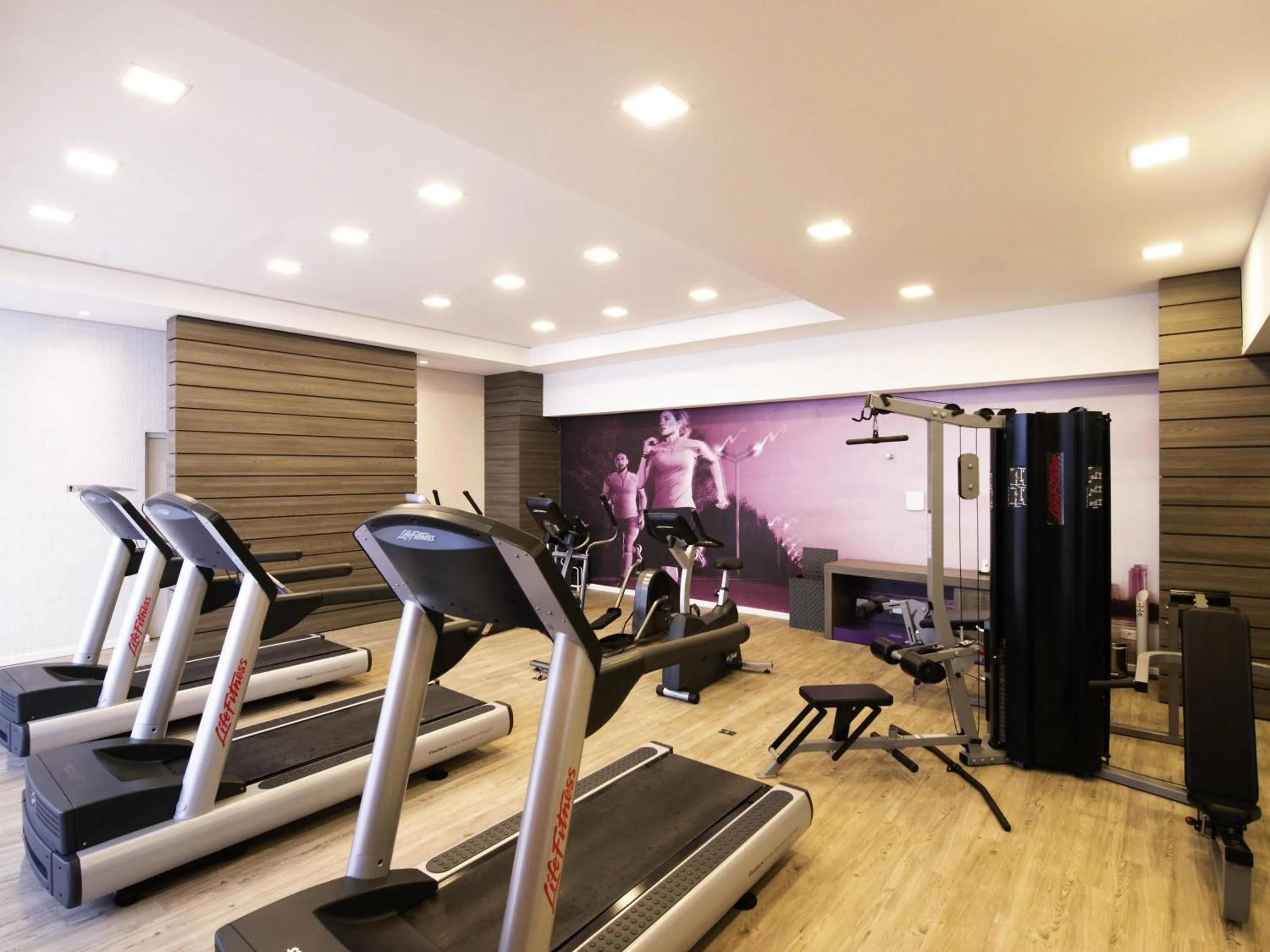 Fitness centre/facilities in Mercure Curitiba Batel