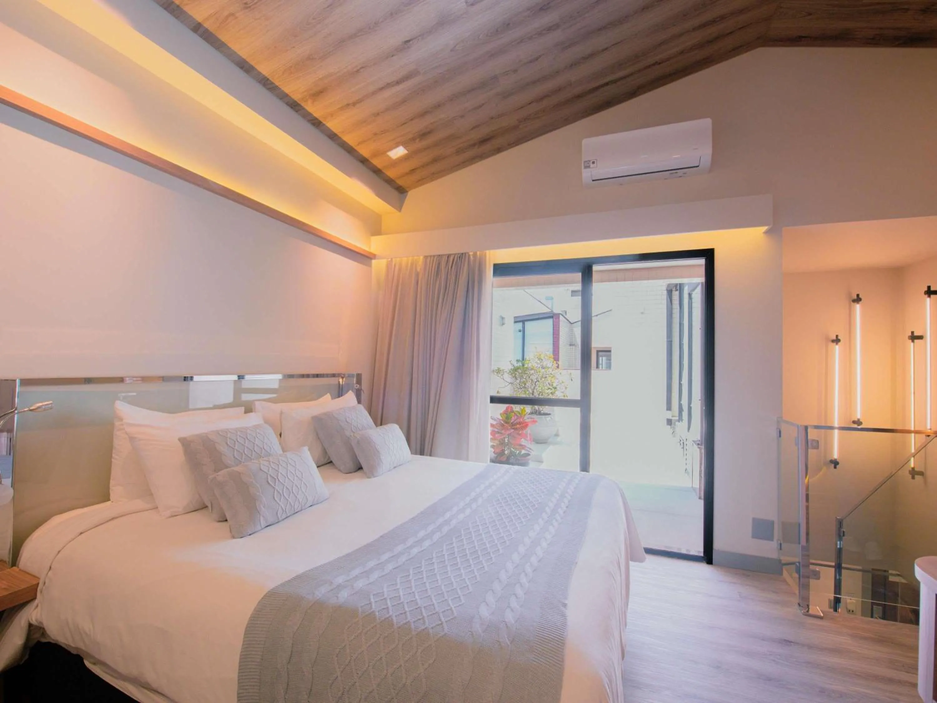 Bedroom, Bed in Mercure Curitiba Batel