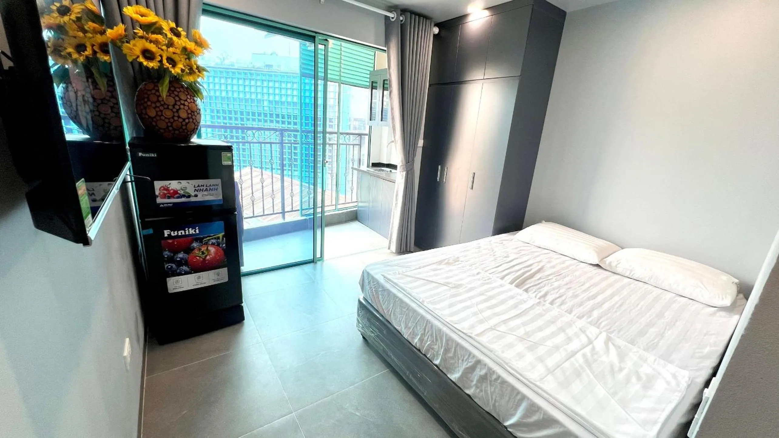 TV and multimedia, Bed in Era Apartment Cat Linh