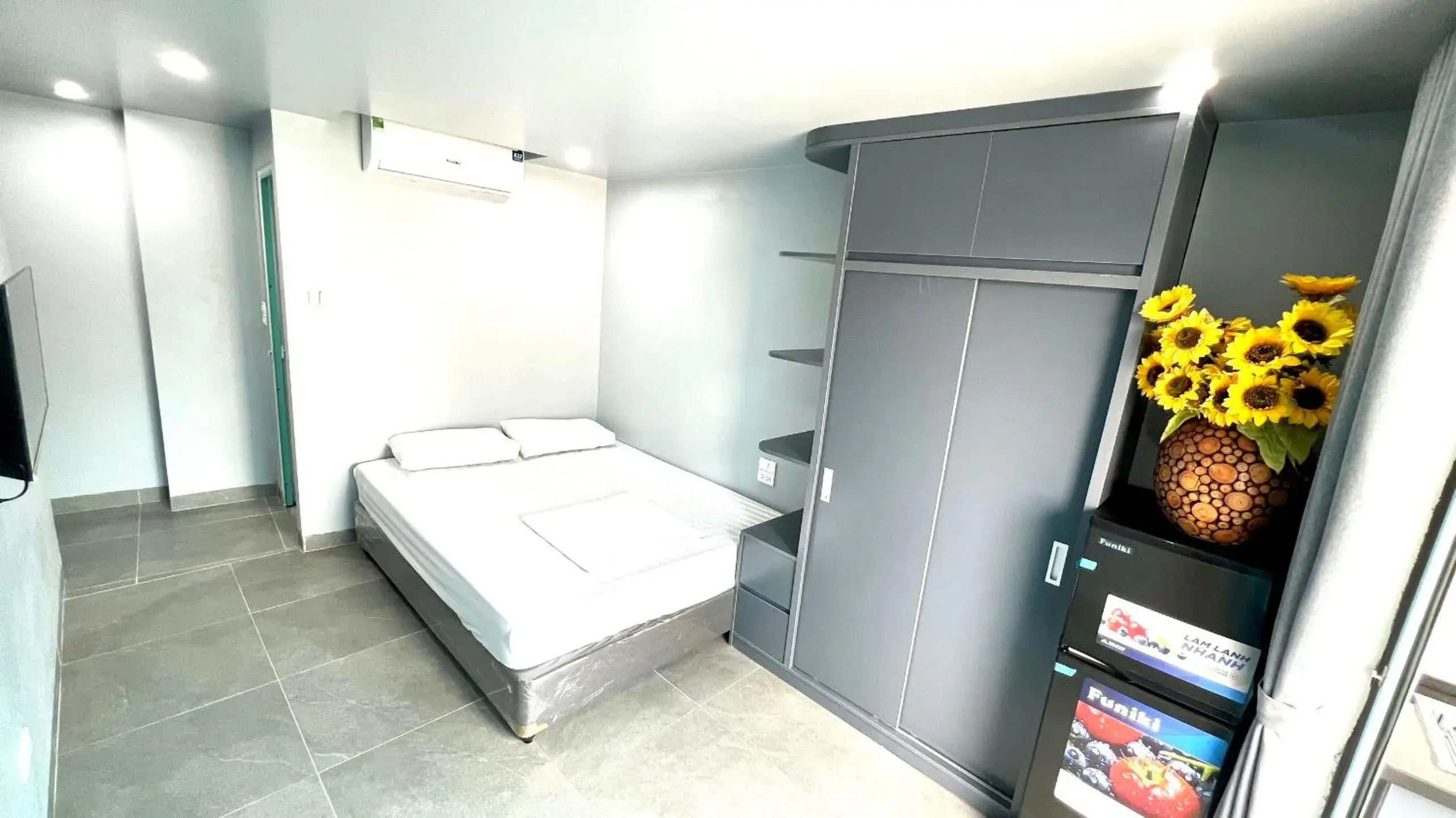 Photo of the whole room, Bed in Era Apartment Cat Linh Photo of the whole room, Bed in Era Apartment Cat Linh