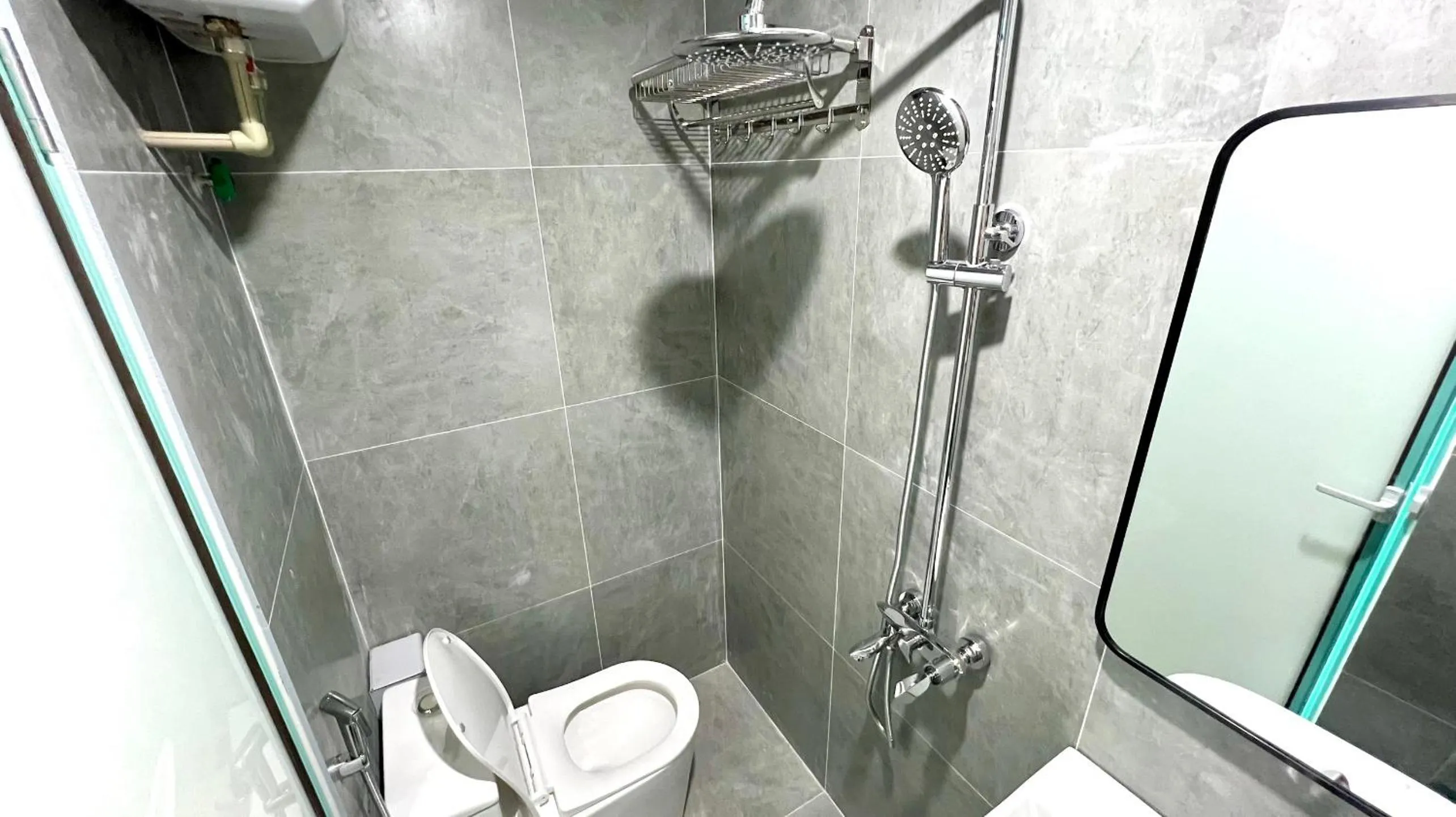 Shower in Era Apartment Cat Linh