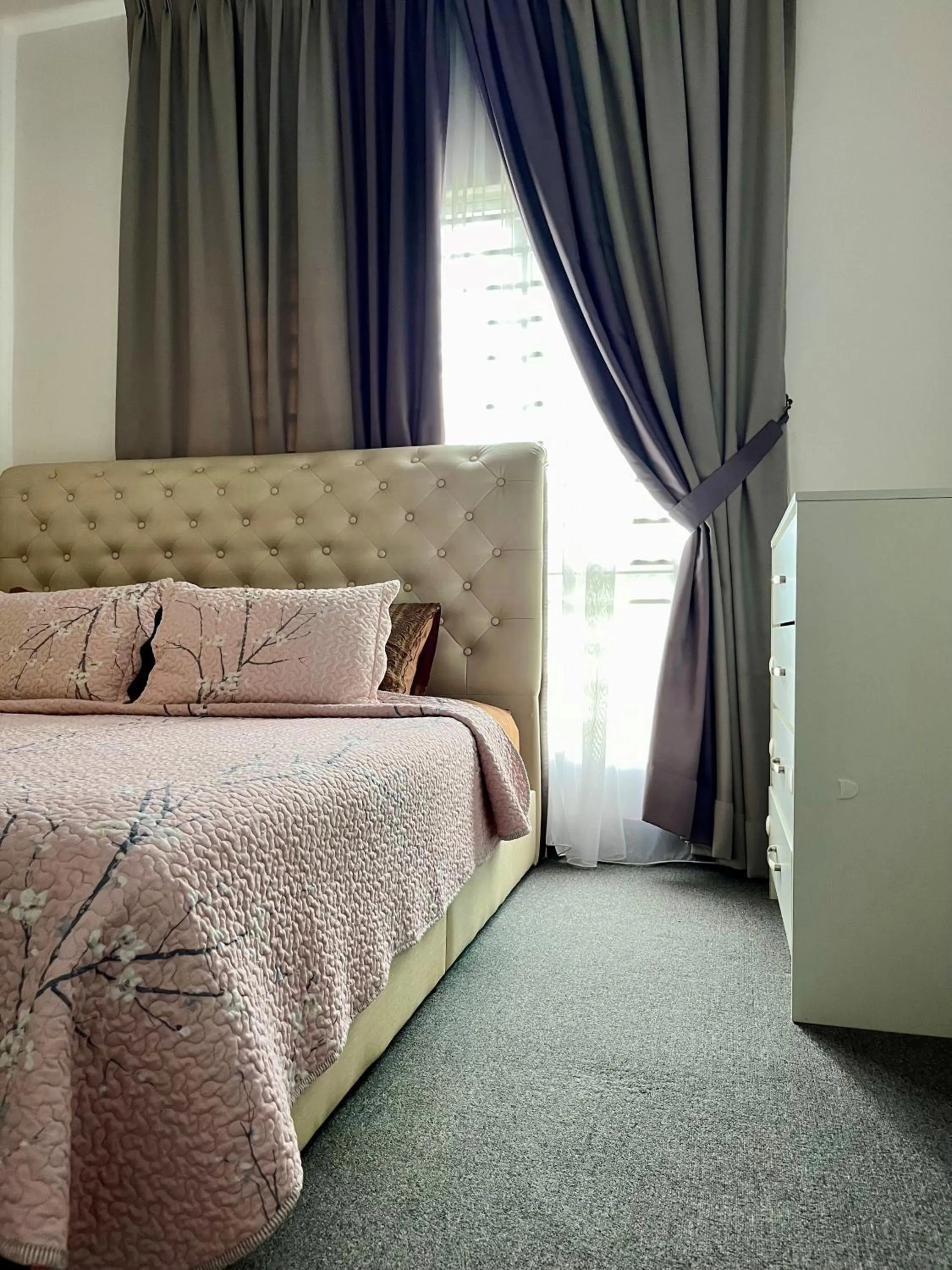 Bedroom, Bed in The Comfy Stay