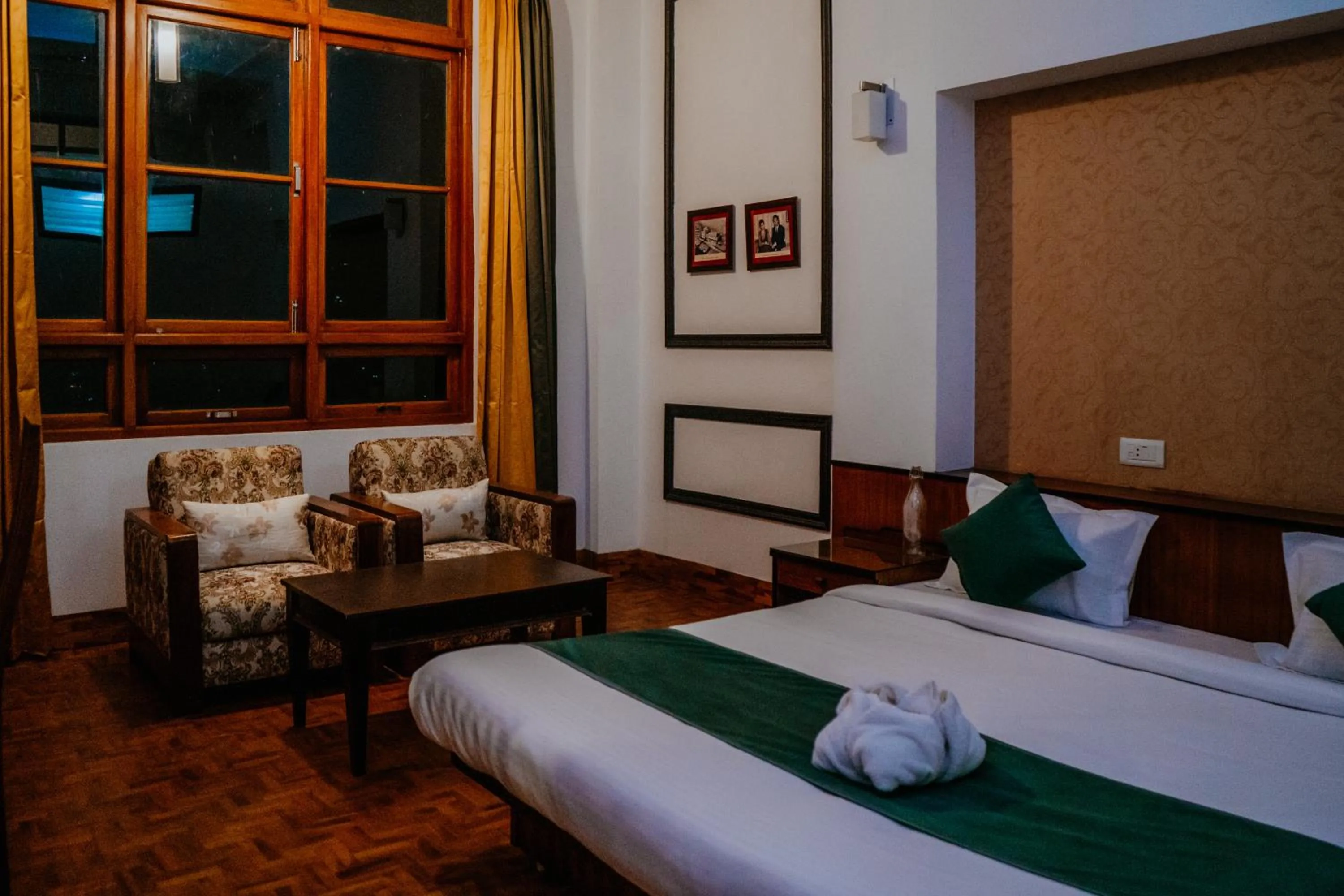 King Room with Mountain View in Tashi Palace