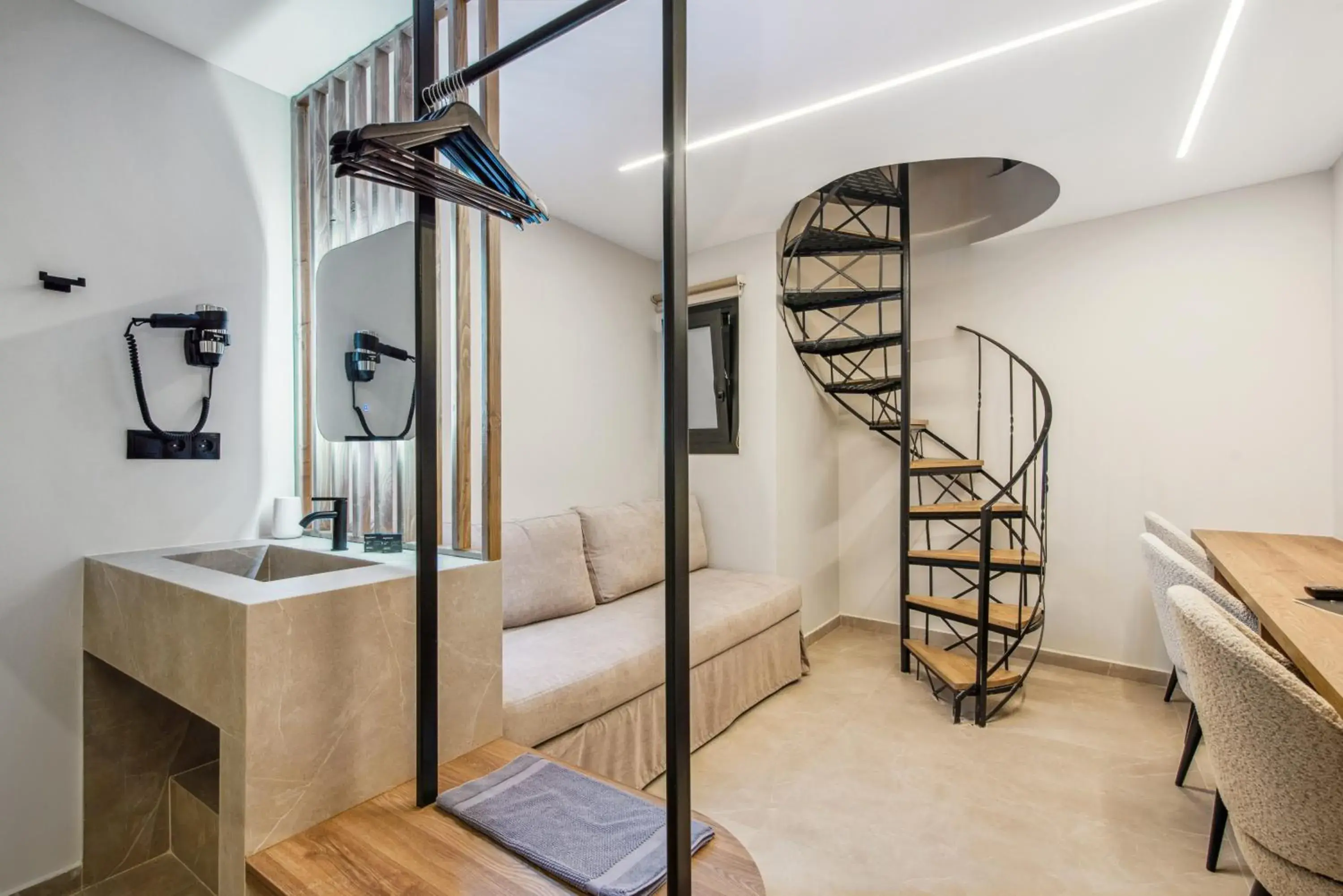 Maisonette in Mc Queen Boutique Apartments Maisonette in Mc Queen Boutique Apartments
