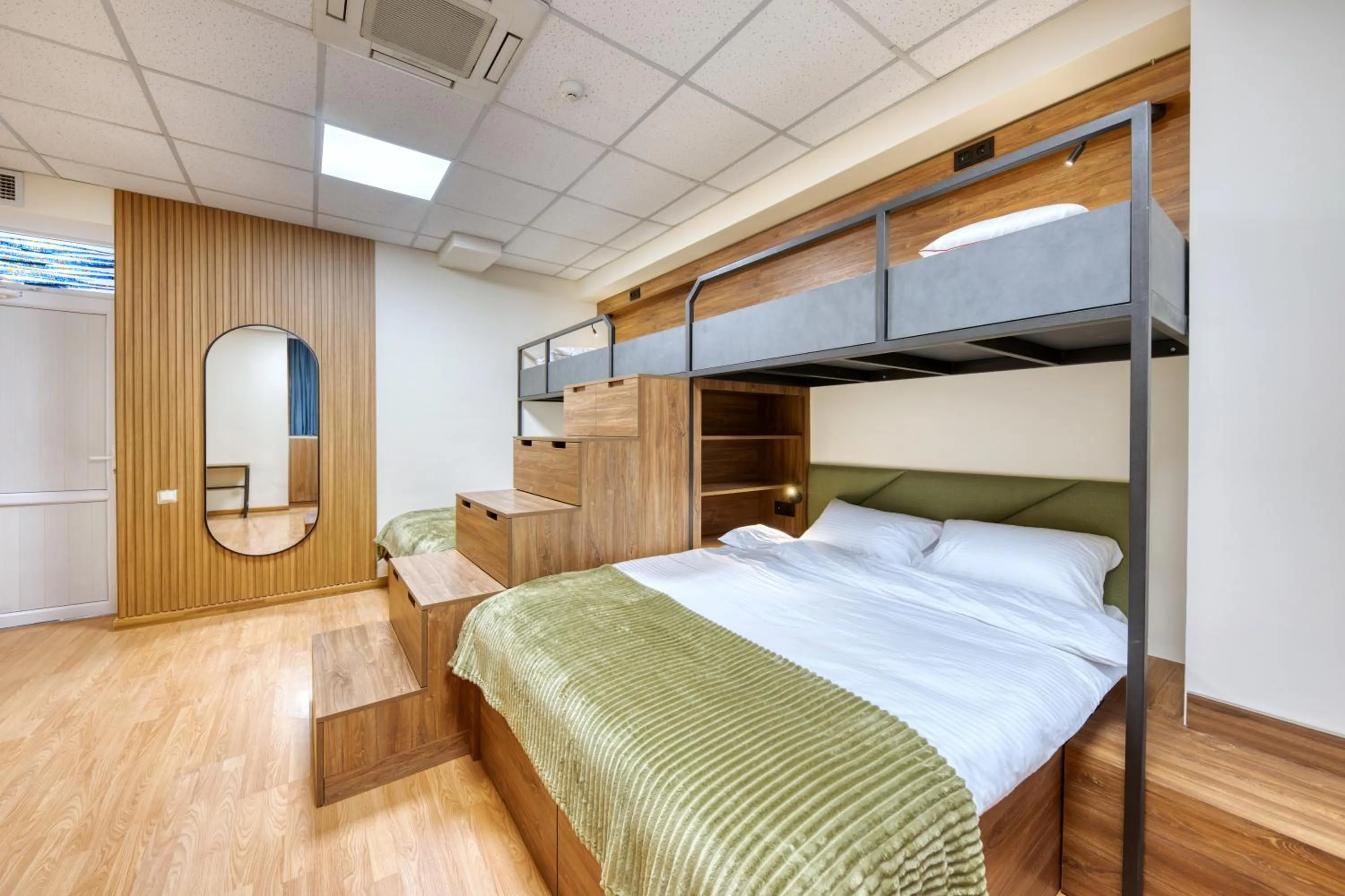 Bed in Tropica Inn Hotel