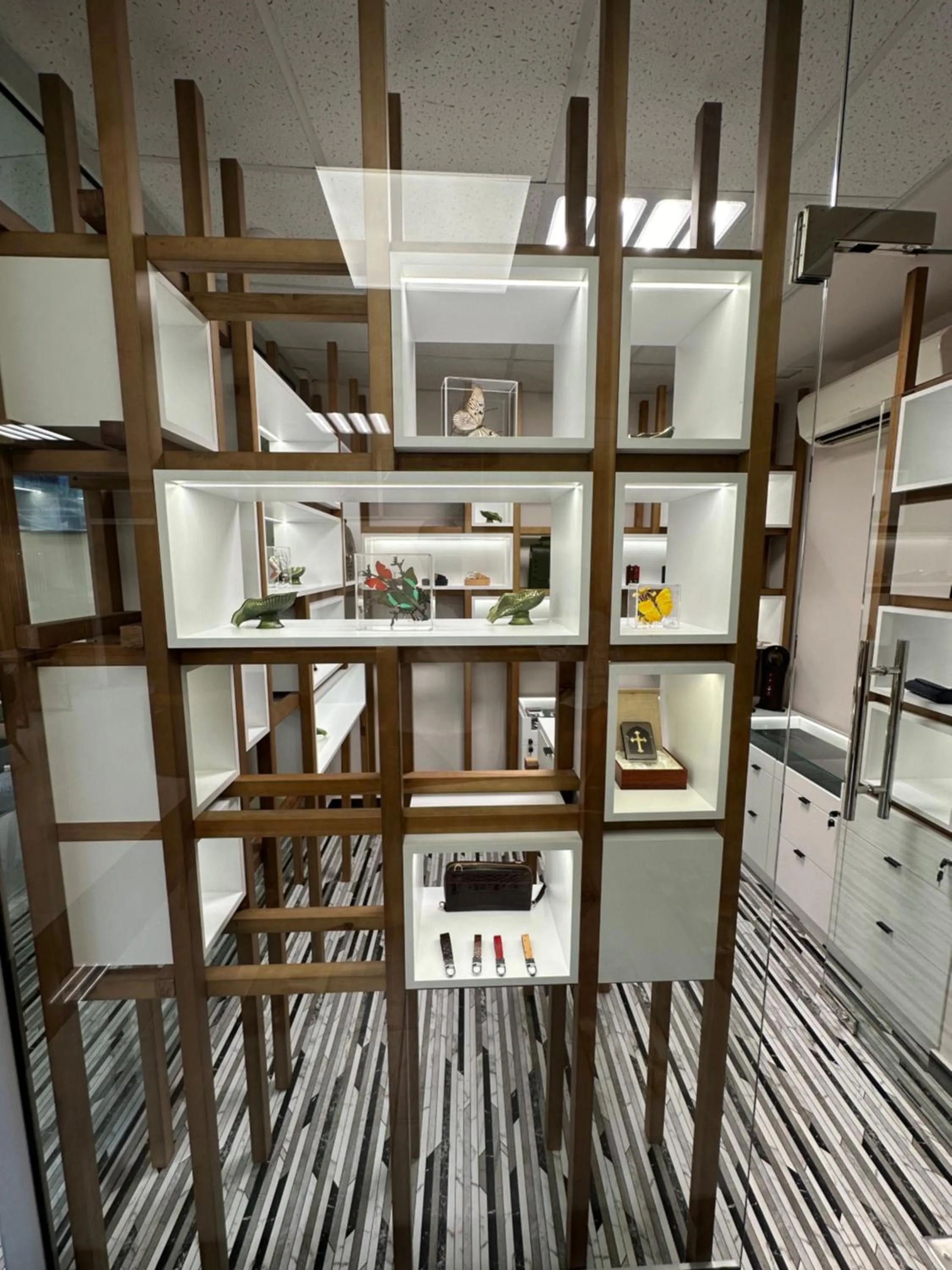 On-site shops in Tropica Inn Hotel