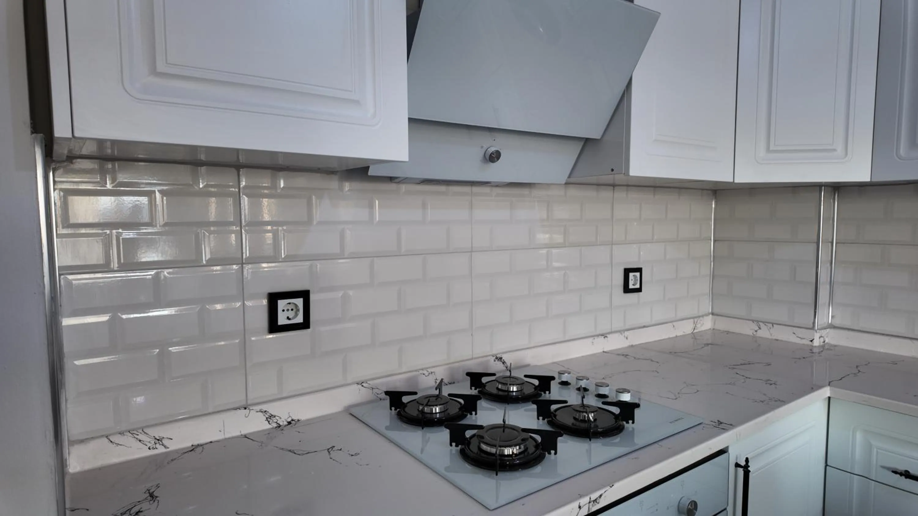 Kitchen or kitchenette in White Bay Resort