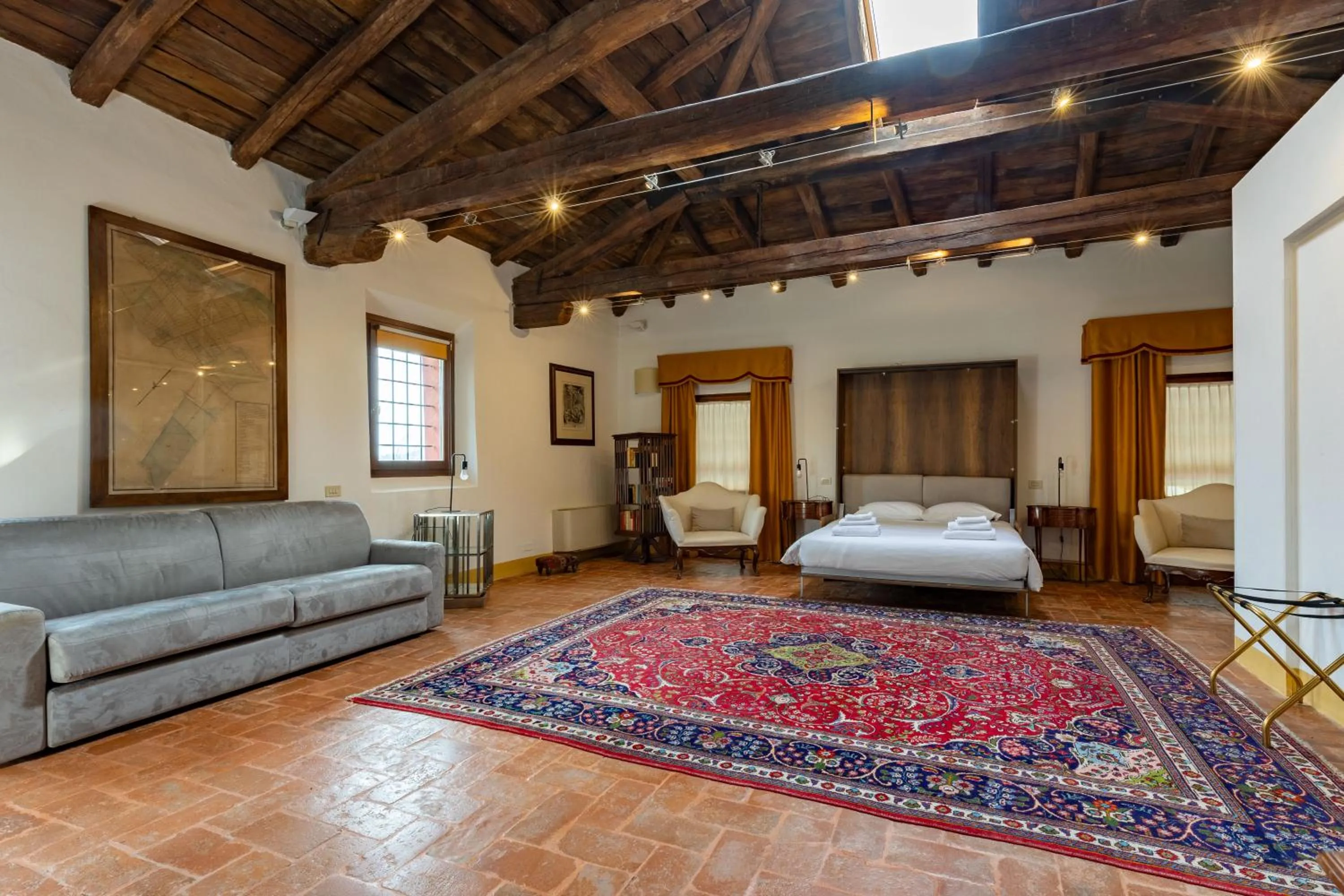 Bed in BolognaRoomscom - Ca' Palazzo