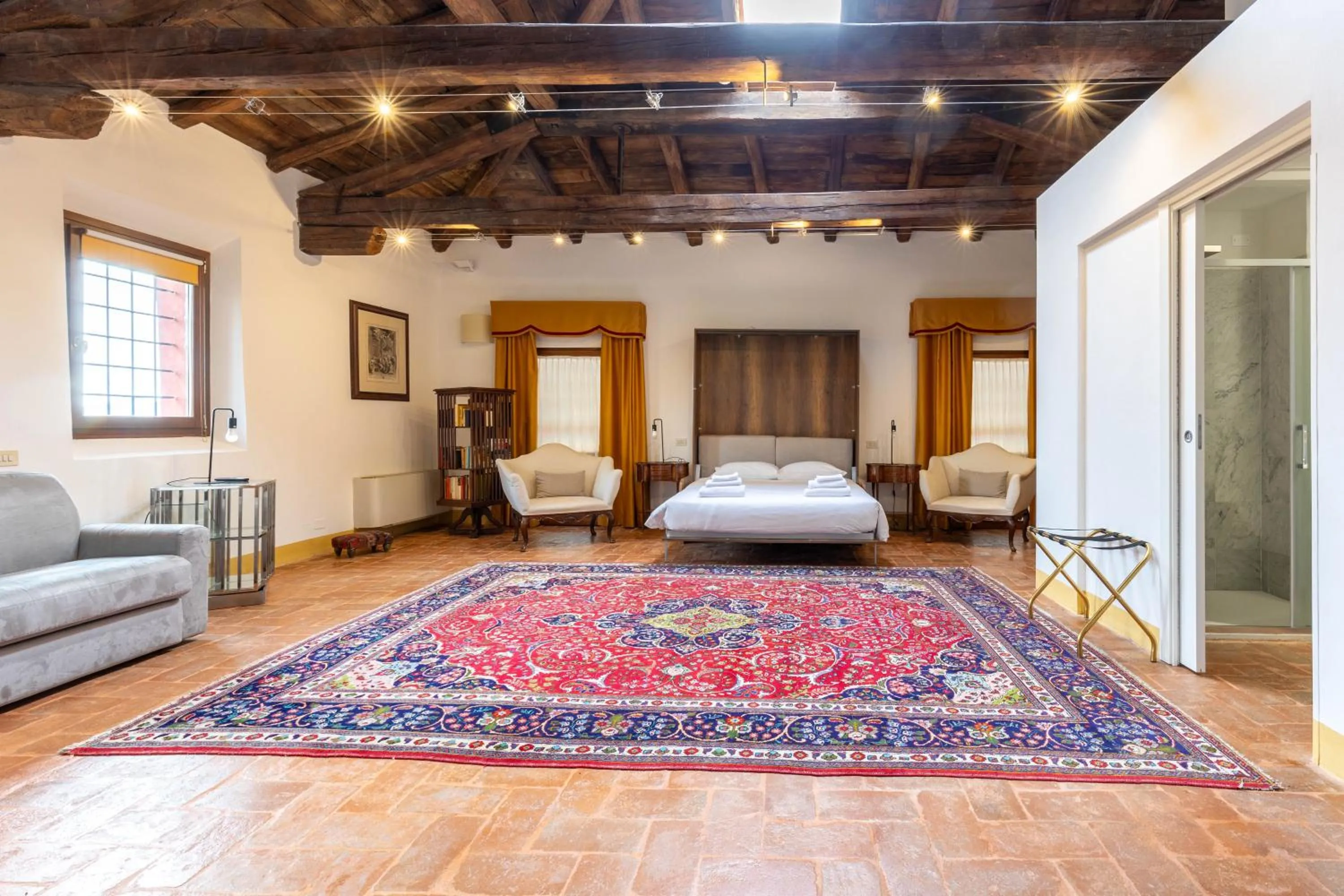 Bed in BolognaRoomscom - Ca' Palazzo
