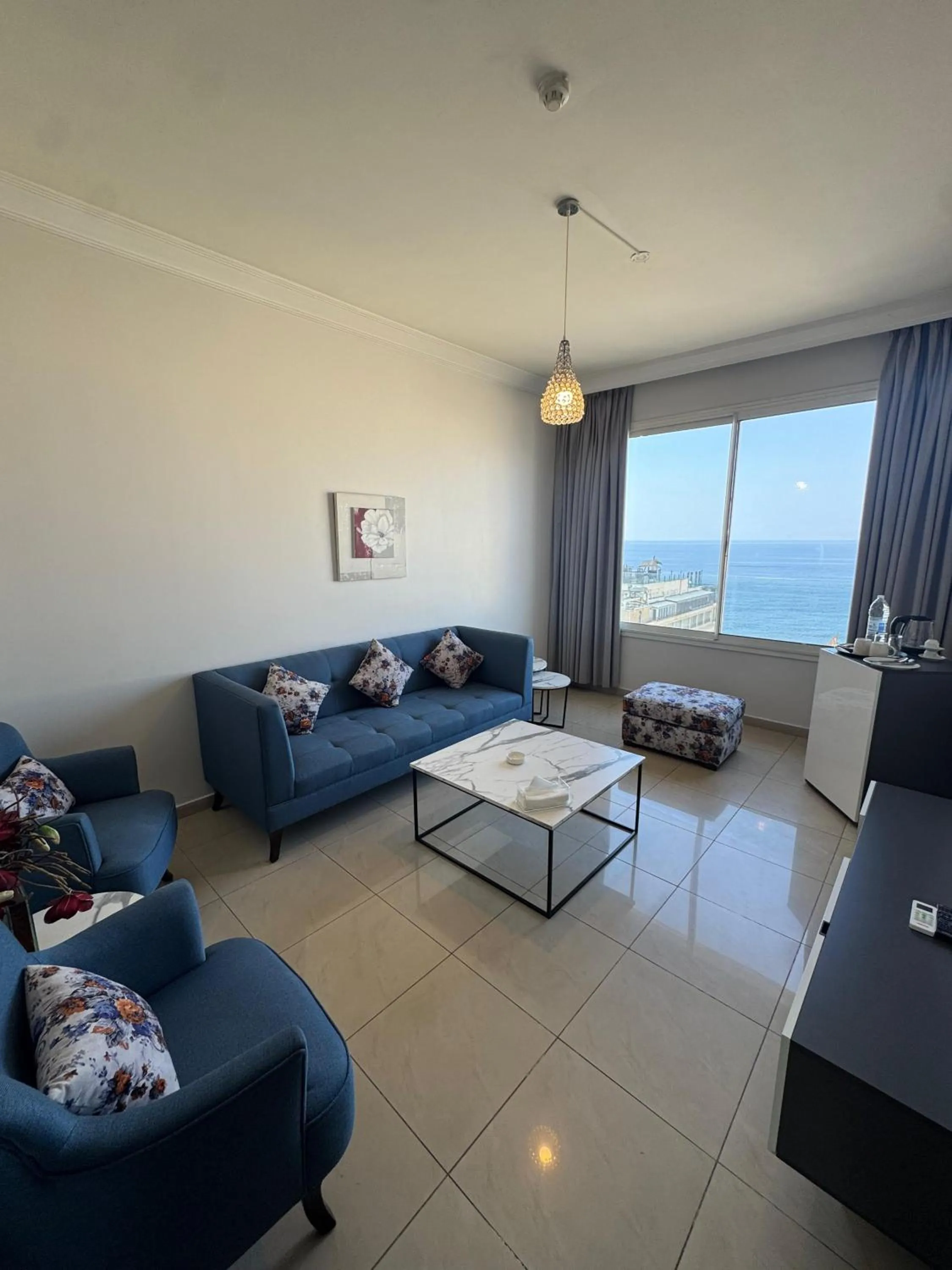 Living room in Ny Suites