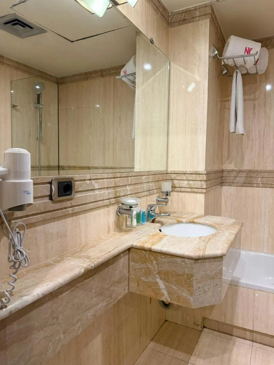 Bathroom in Ny Suites