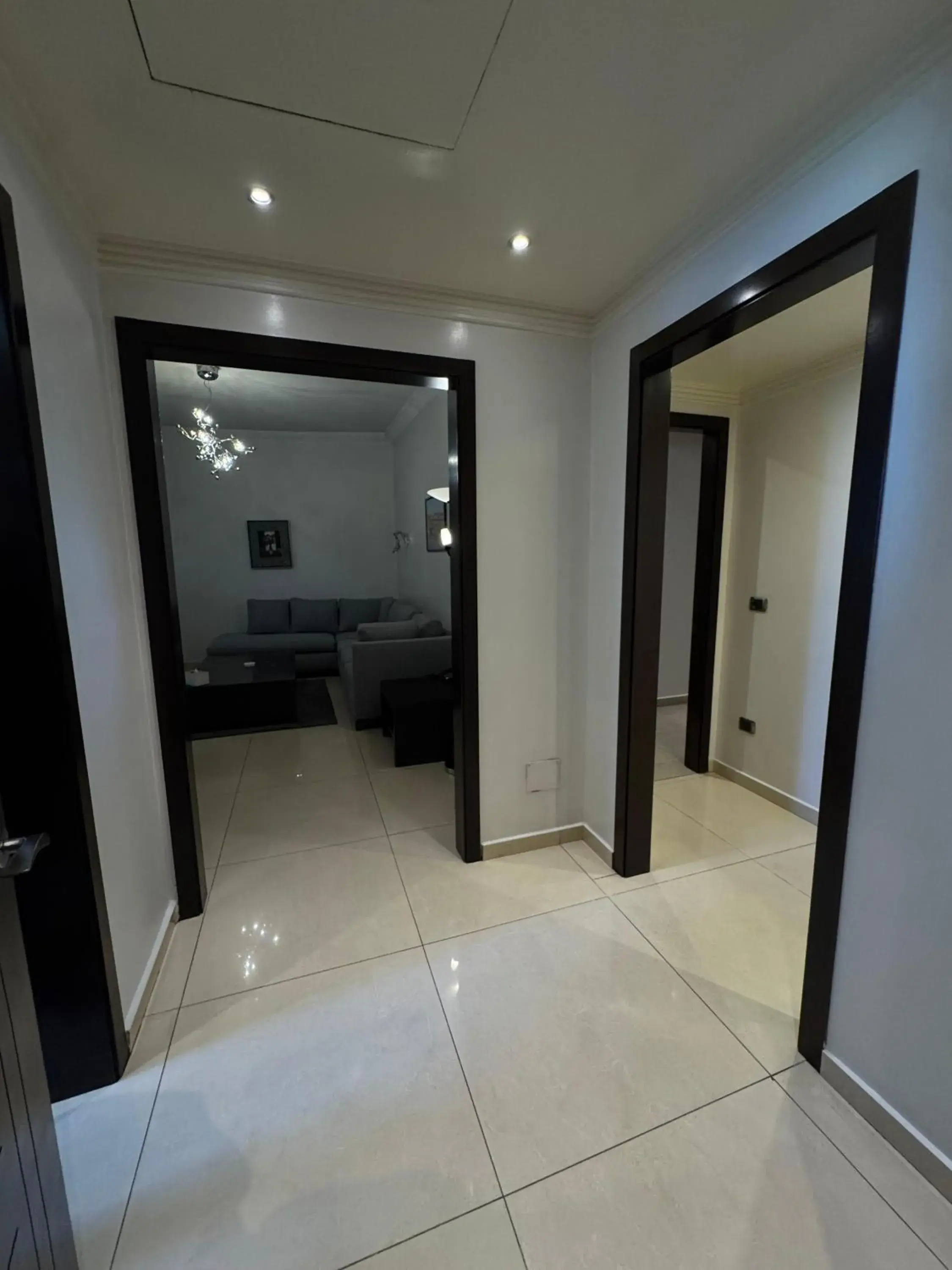 Facade/entrance in Ny Suites Facade/entrance in Ny Suites