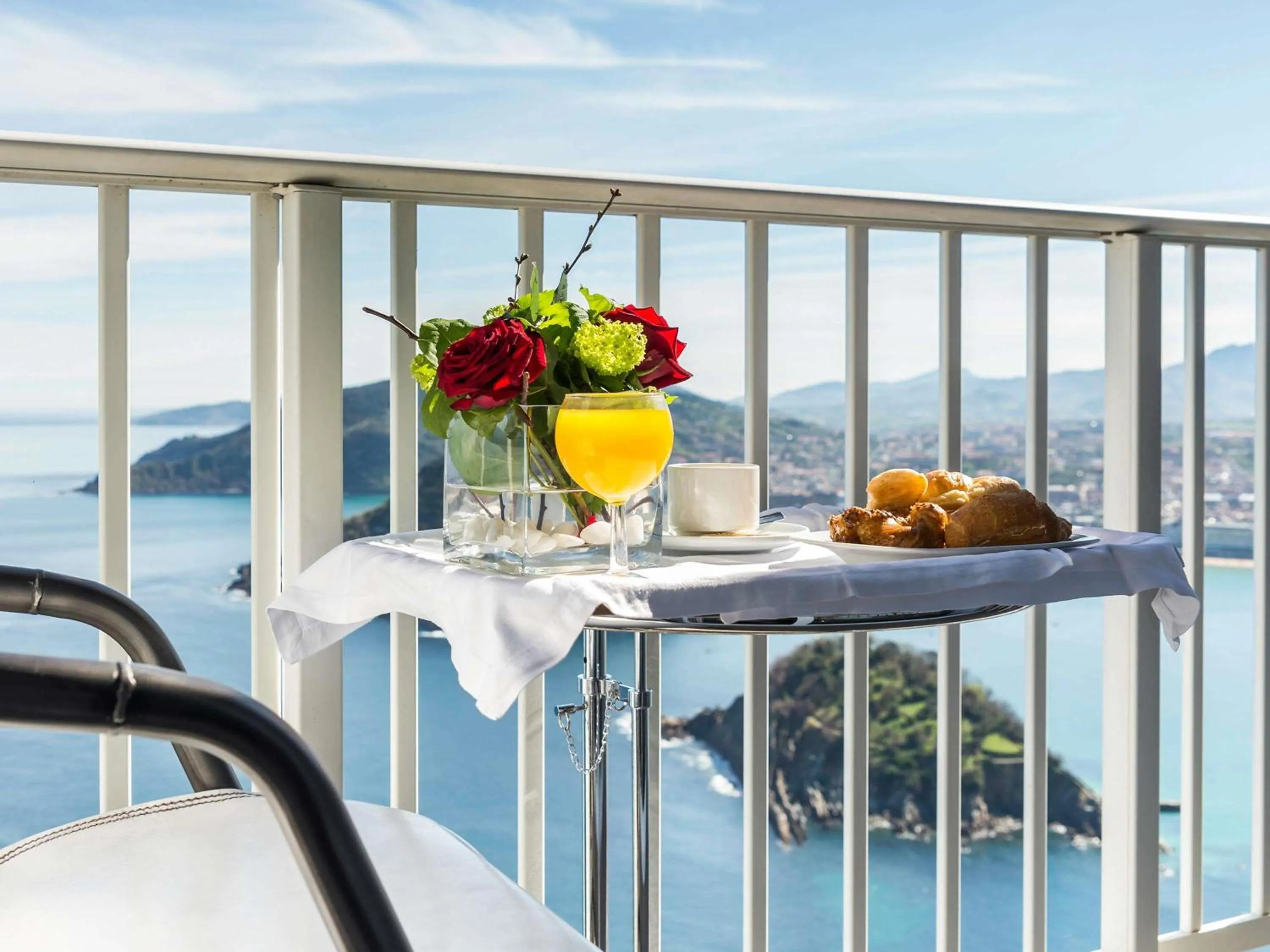 Bedroom in Mercure Monte Igueldo