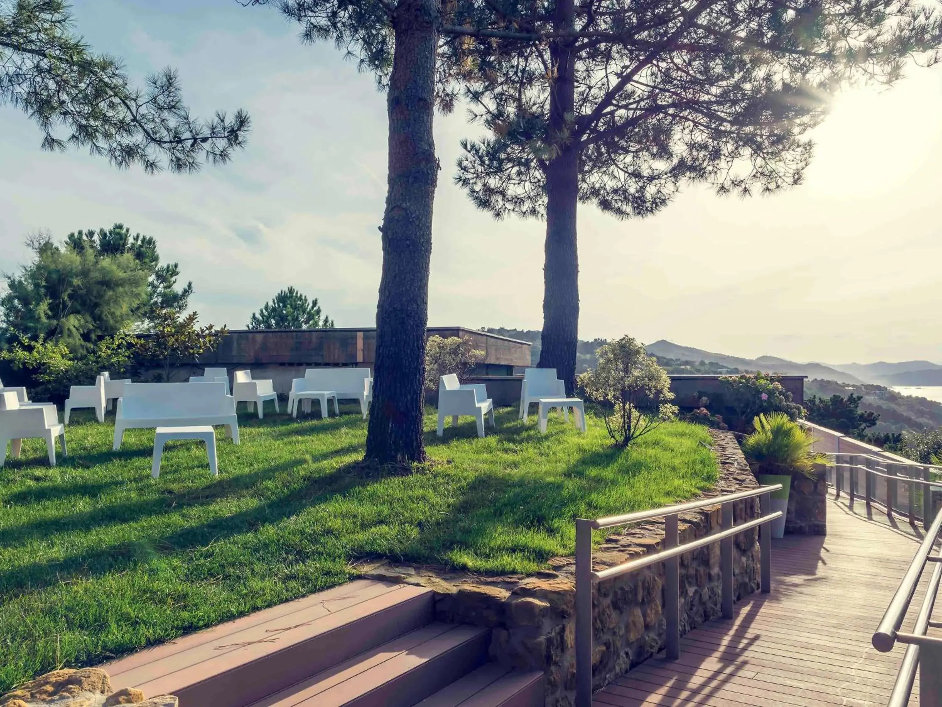 Pool view in Mercure Monte Igueldo Pool view in Mercure Monte Igueldo