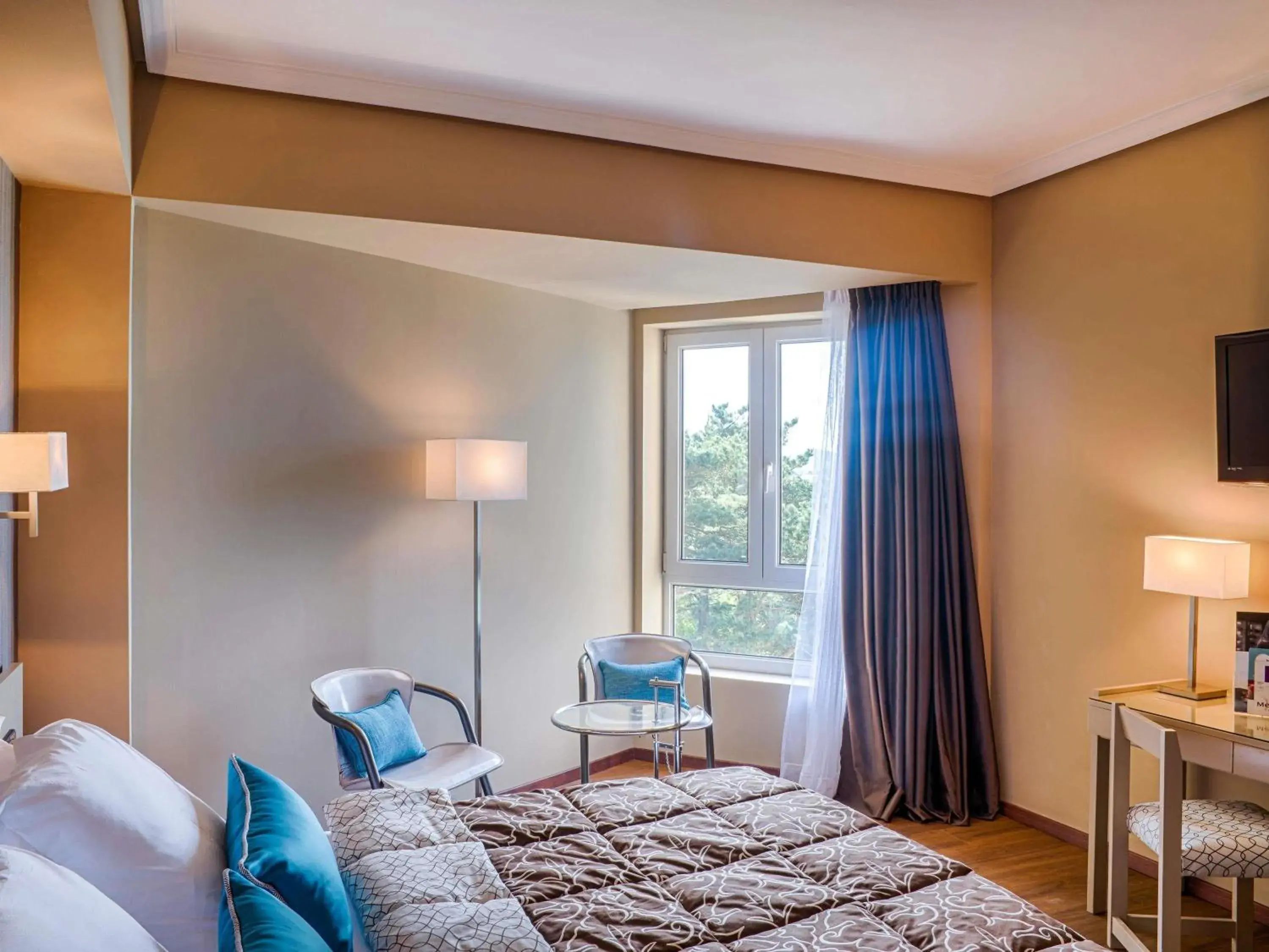 Bedroom, Bed in Mercure Monte Igueldo Bedroom, Bed in Mercure Monte Igueldo