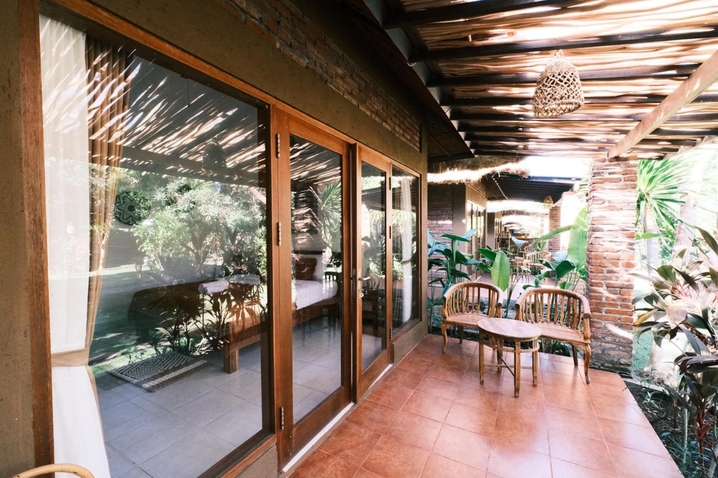 Garden in Olo Surf Nature