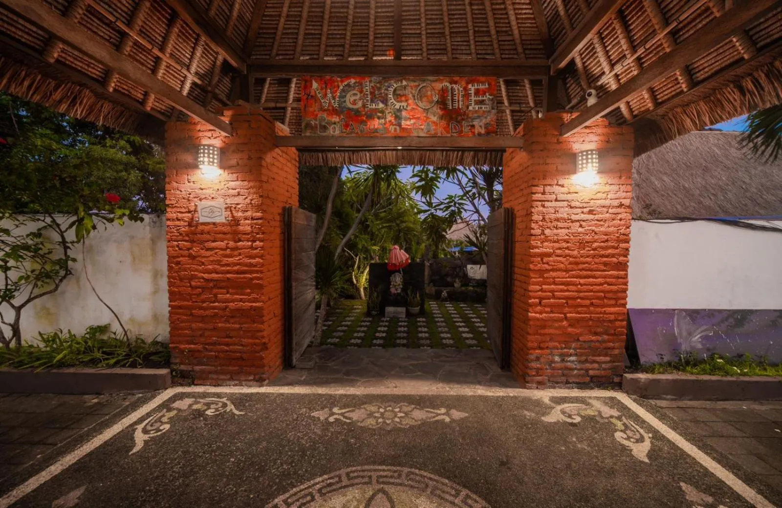 Parking in Olo Surf Nature