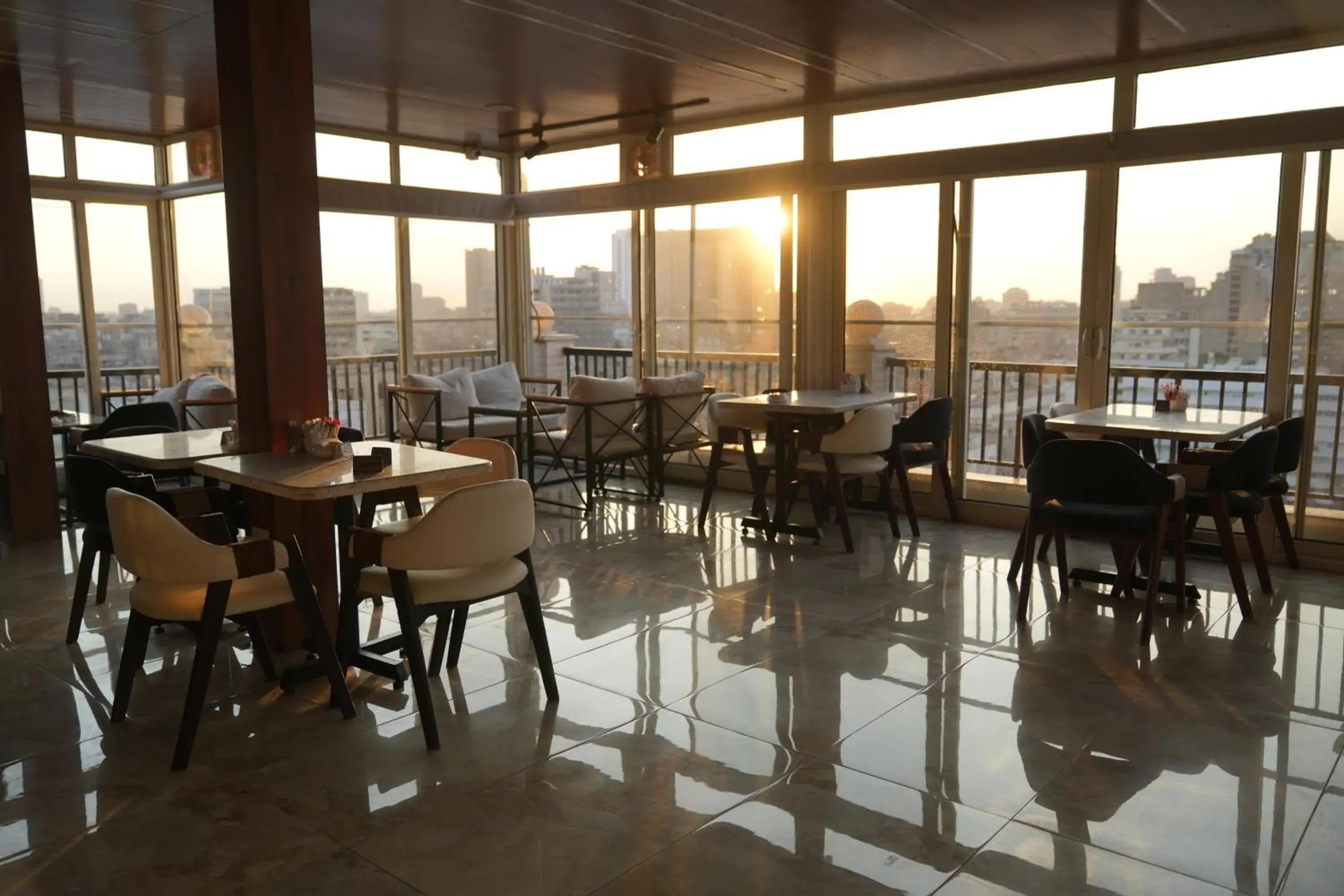 Restaurant/places to eat in Mar Charbel Hotel Cairo Restaurant/places to eat in Mar Charbel Hotel Cairo