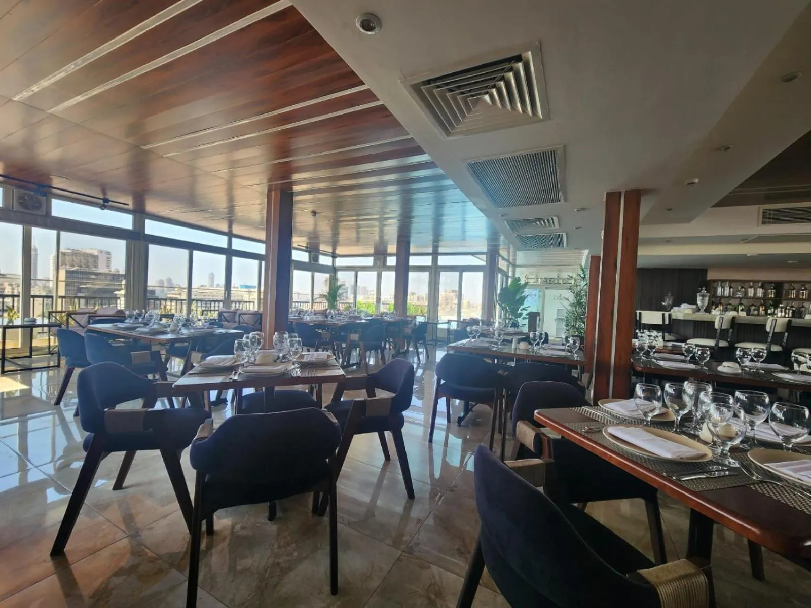 Restaurant/places to eat in Mar Charbel Hotel Cairo