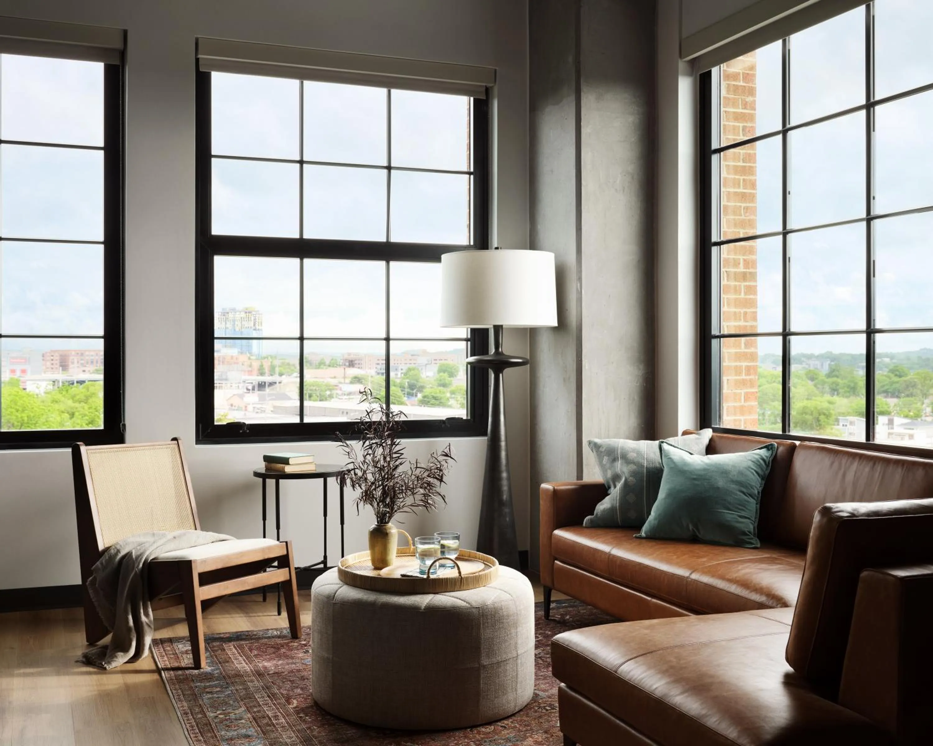 Living room in Memoir Wedgewood Houston