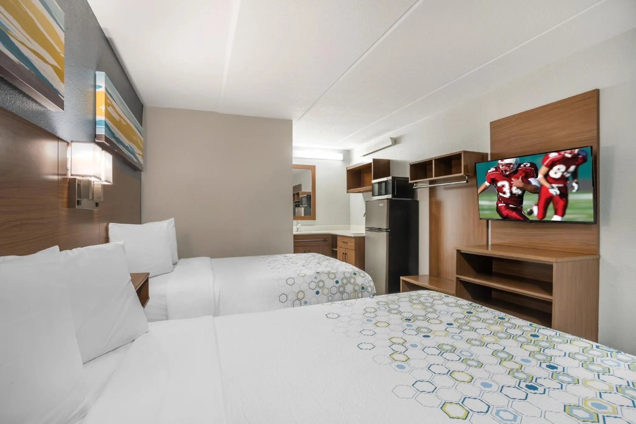 Property building, Bed in HomeTowne Studios by Red Roof Greenville