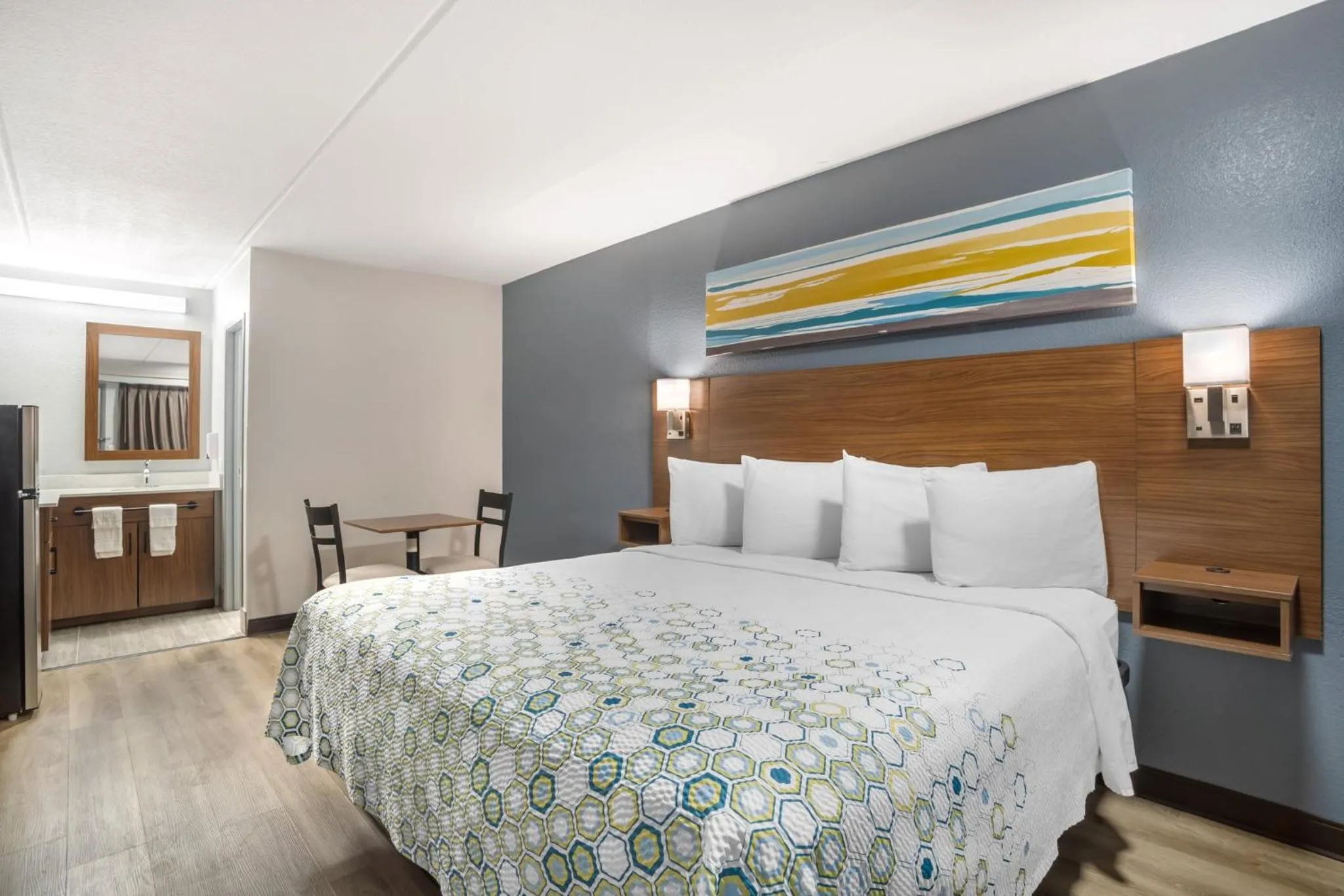 Property building, Bed in HomeTowne Studios by Red Roof Greenville