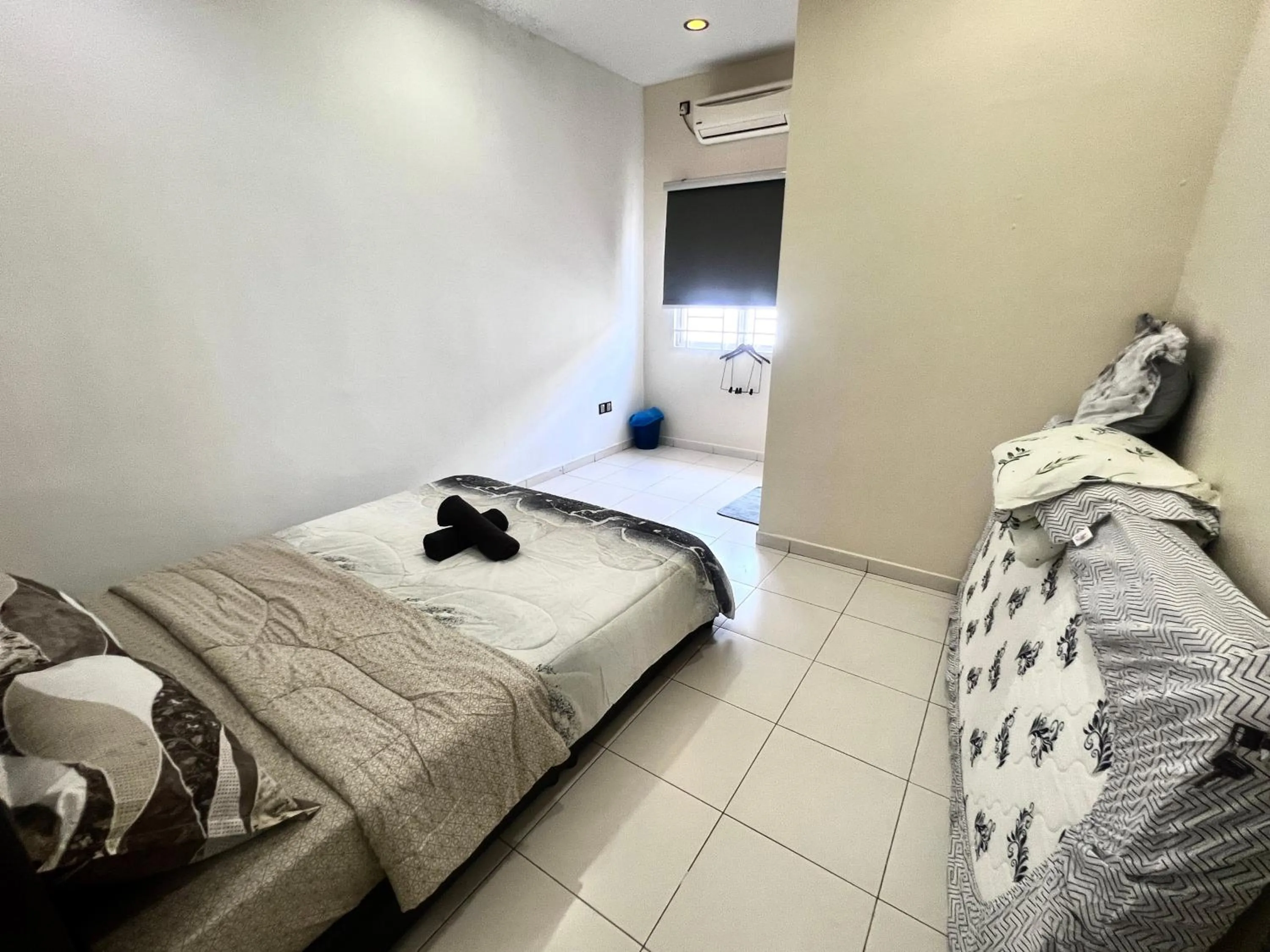 Bed in Lovely Homestay Austin Setia Indah 911